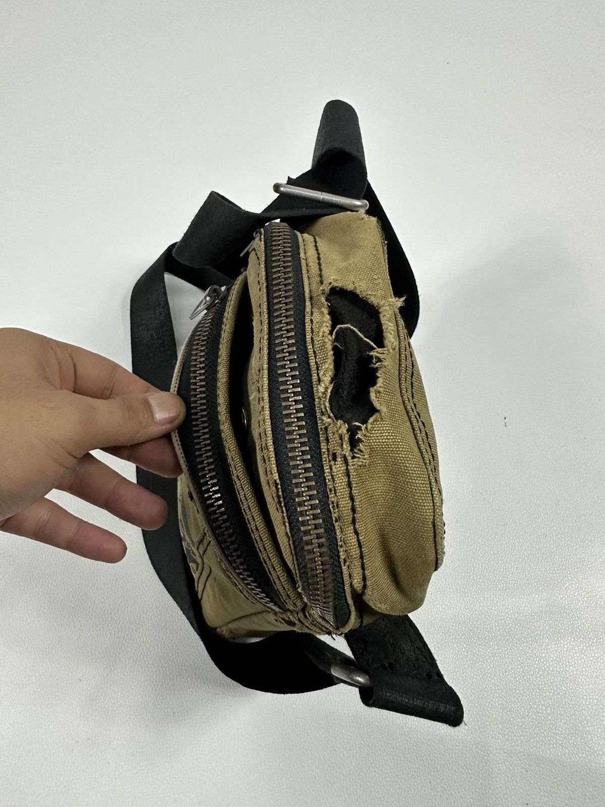 Diesel Vintage Diesel red Line Slevedge Distressed Crossbody Bag Size ONE SIZE - 12 Thumbnail