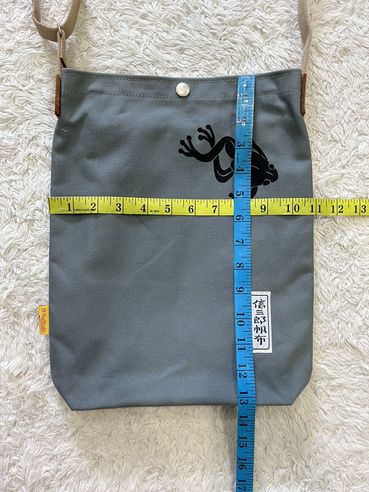 Ichizawa Shinzaburo Hanpu ichizawa shinzaburo hanpu x ki-yan stuzio canvas sling bag Size ONE SIZE - 8 Thumbnail