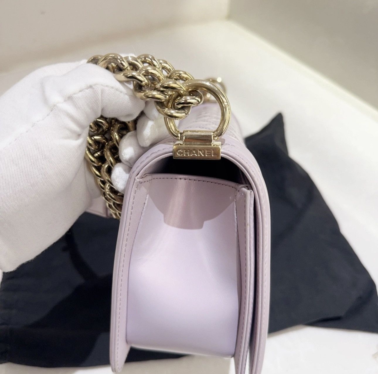 Chanel Chanel Boy Patent Leather handbag in lilac/ light purple Size ONE SIZE - 5 Thumbnail