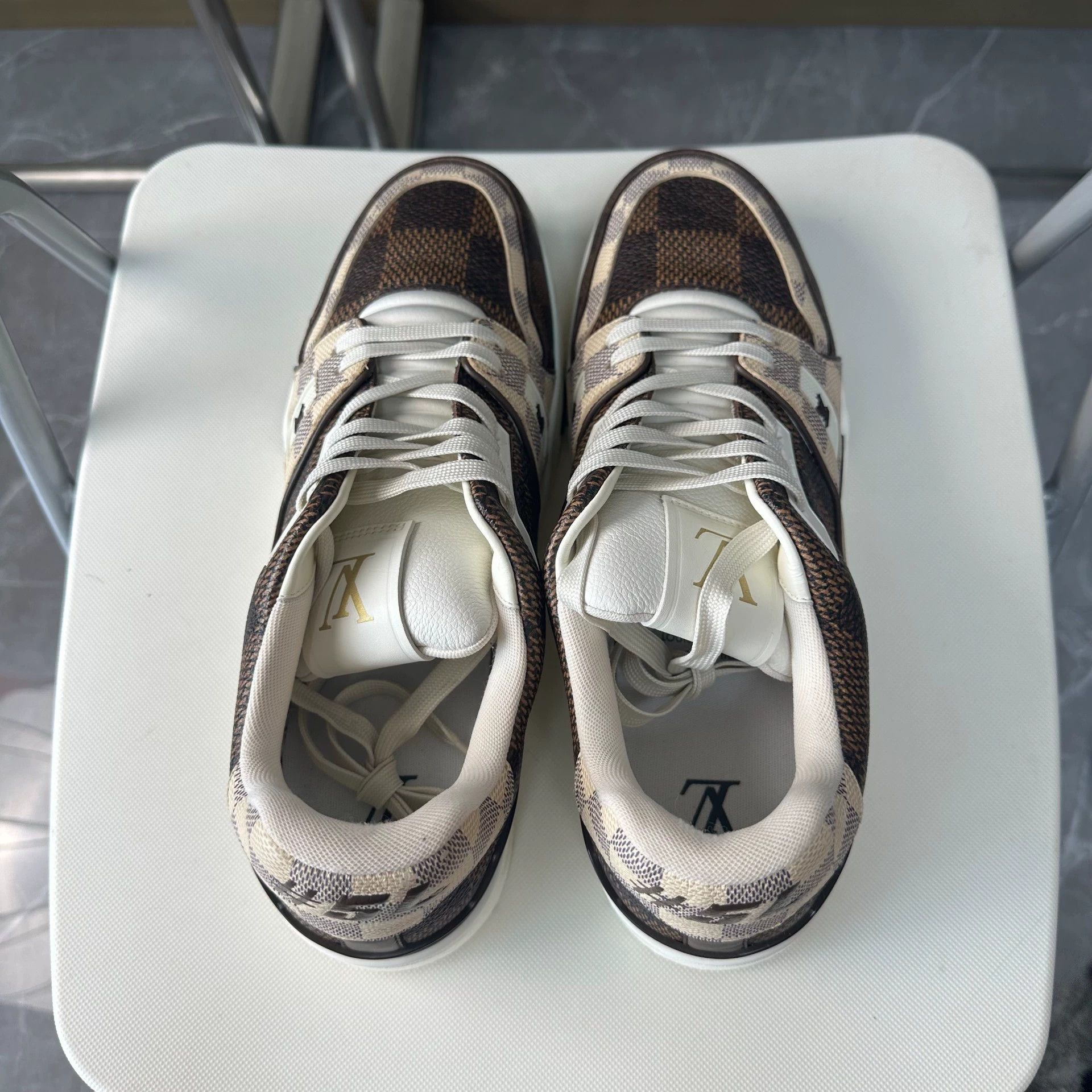 Louis Vuitton LOUIS VUITTON Trainer Damier Low Unisex Brown Sneaker Size US 10 / EU 43 - 4 Thumbnail
