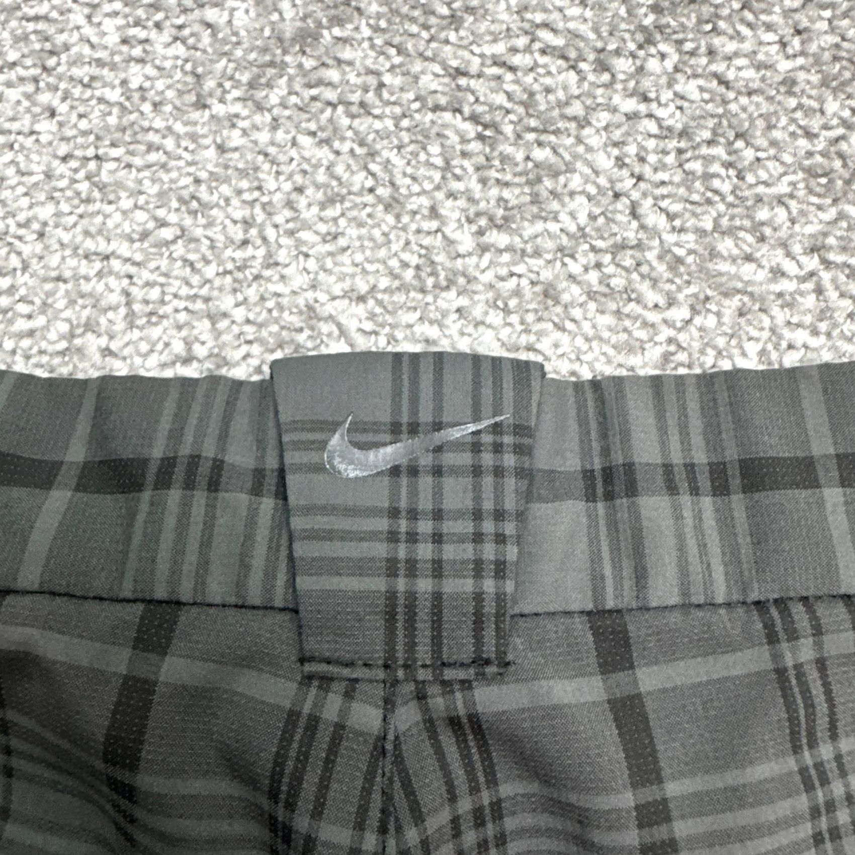 Nike Nike Golf Performance Dri-Fit Plaid Chino Shorts Mens 38 Gray Black Snap Button Wrap Pocket Regular Front Flat Front 12in Inseam Casual Sports Size US 38 / EU 54 - 3 Thumbnail
