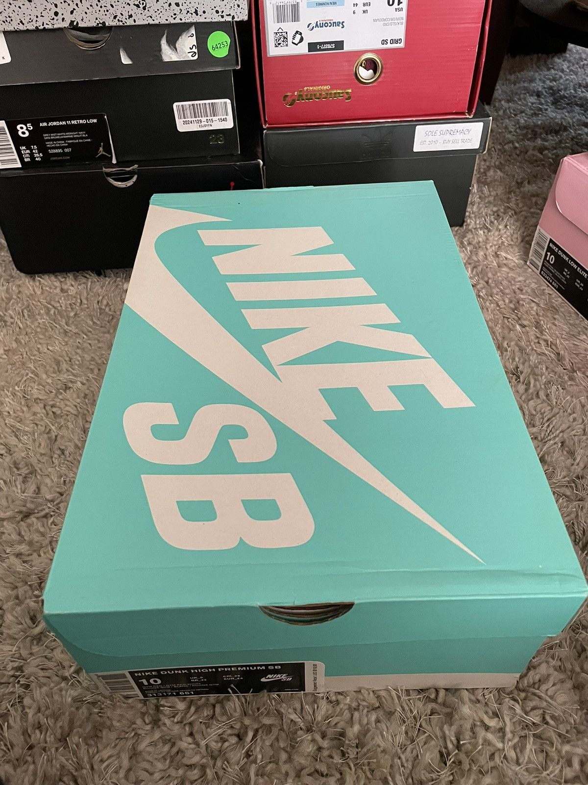 Nike SB Nike SB Dunk High PRM ‘Red Velvet’ Size US 10 / EU 43 - 10 Thumbnail