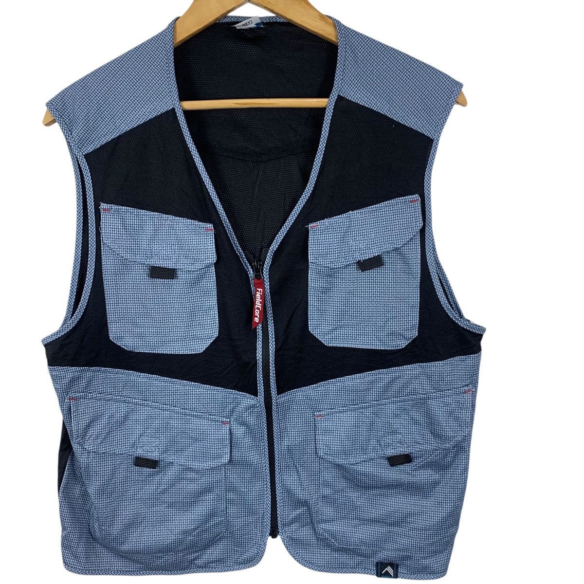 Vintage Vintage FIELDCORE JAPAN Reflective Logo Outdoor Vest Jacket Size US L / EU 52-54 / 3 - 5 Thumbnail