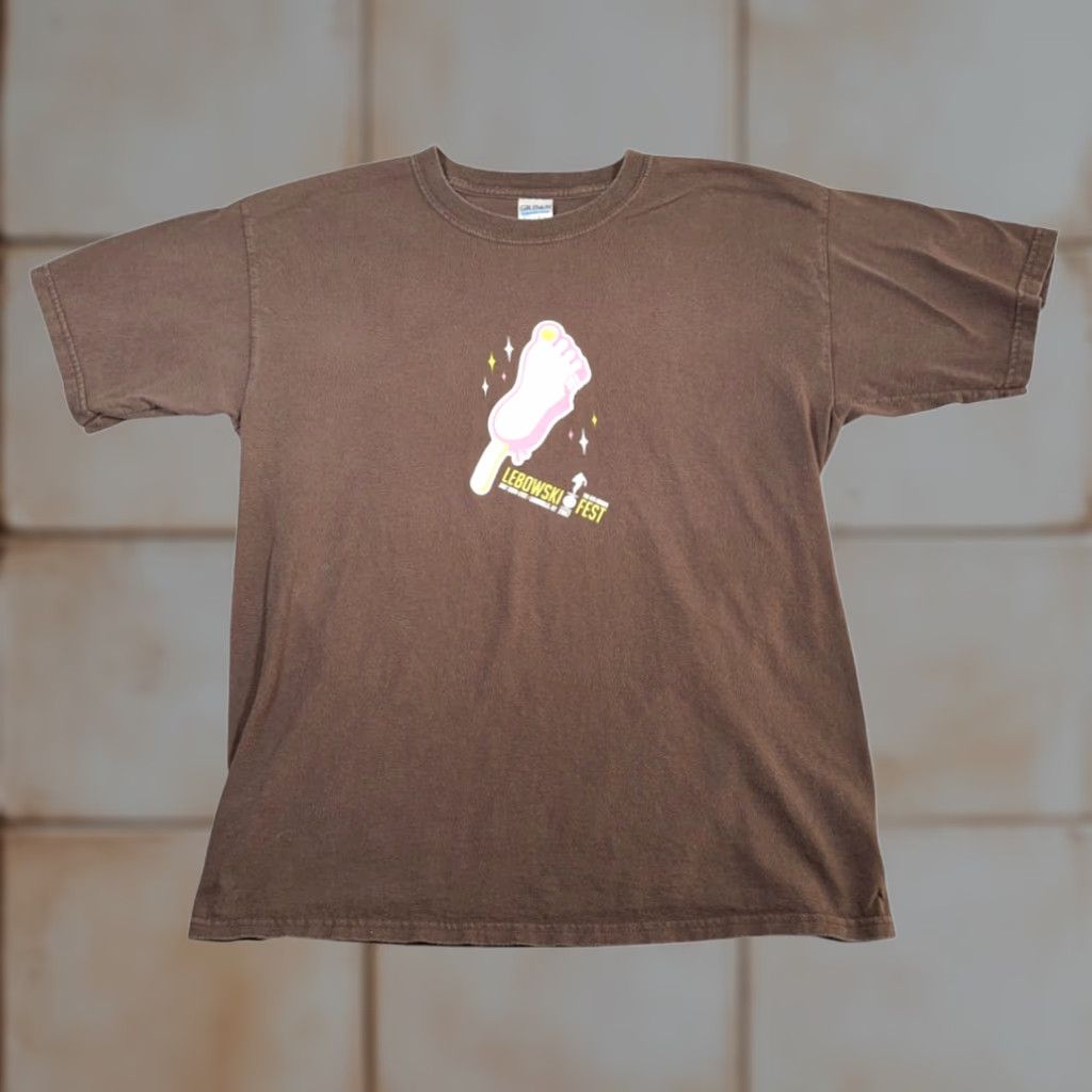 Gildan VINTAGE Big Lebowski Shirt Adult LARGE Brown Foot Popsicle Toe Bowling Movie Y2K Size US L / EU 52-54 / 3 - 1 Thumbnail