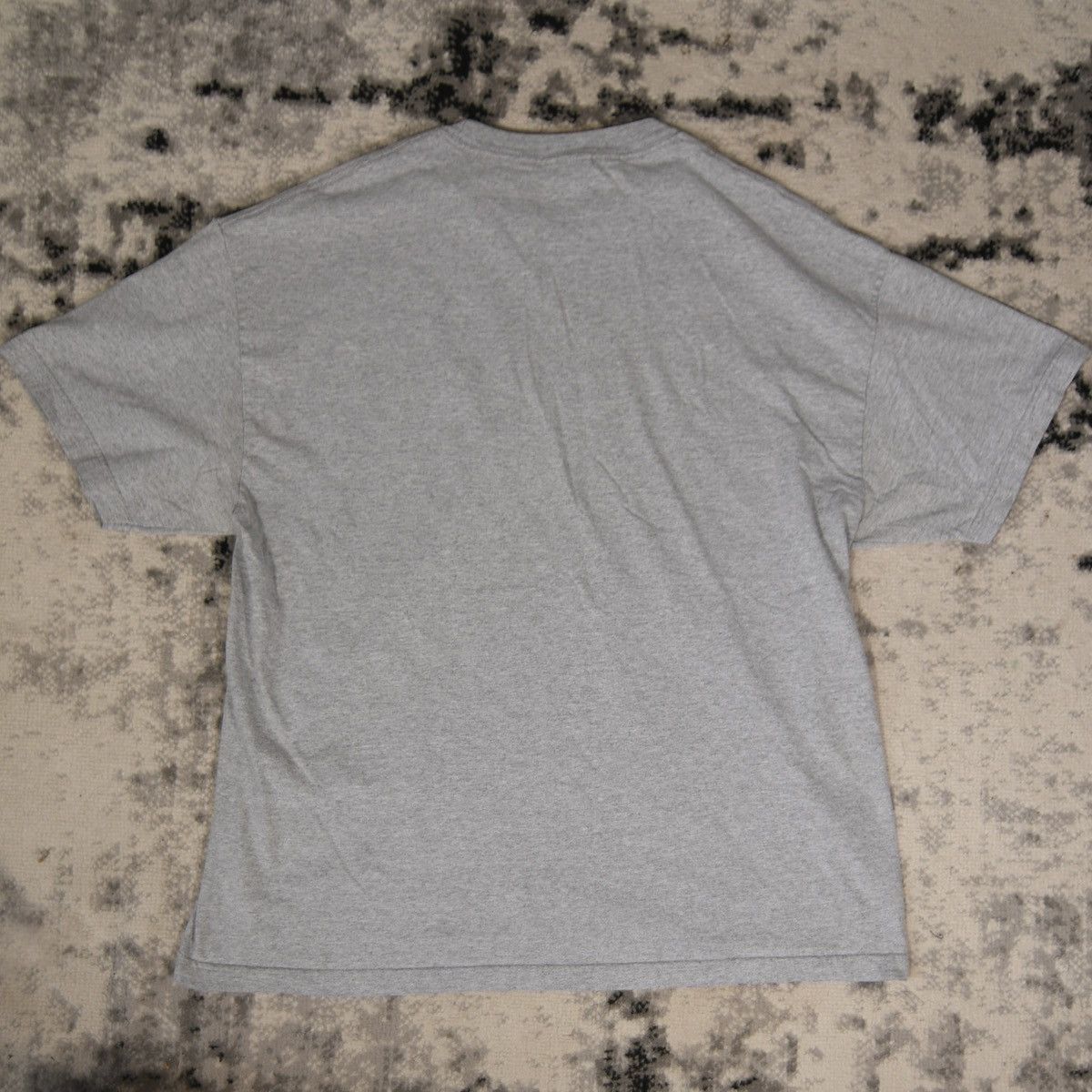 Nike Y2K Nike Logo Print Grey T-Shirt Size US XXL / EU 58 / 5 - 2 Thumbnail
