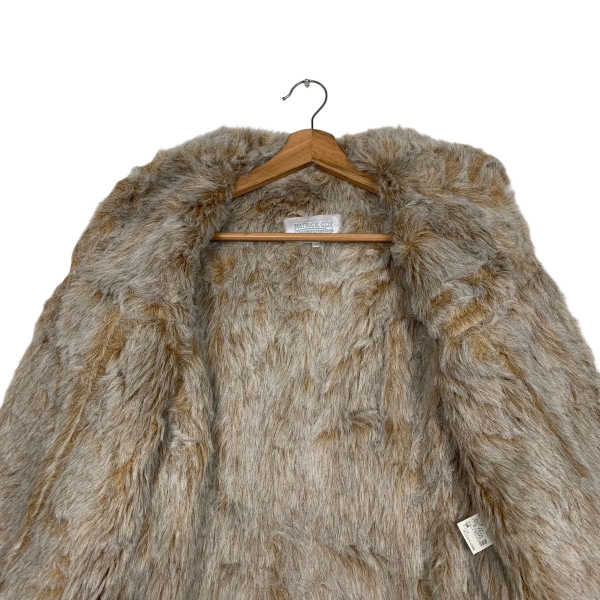 Patrick Cox Vintage PATRICK COX Trashed Rusty Faux Fur Jacket #2749-C124 Size S / US 4 / IT 40 - 12 Thumbnail
