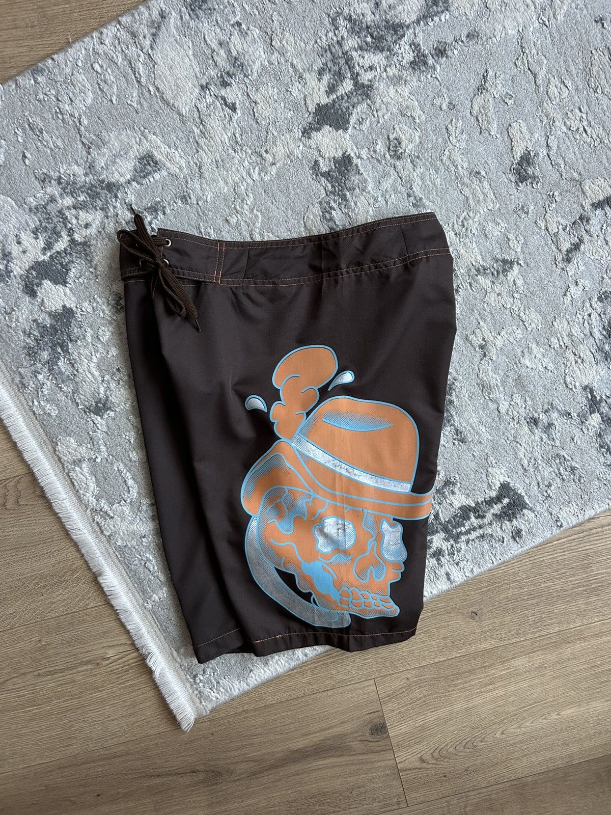 Ed Hardy Ed Hardy Vintage Y2K style nylon board shorts Size US 30 / EU 46 - 9 Thumbnail
