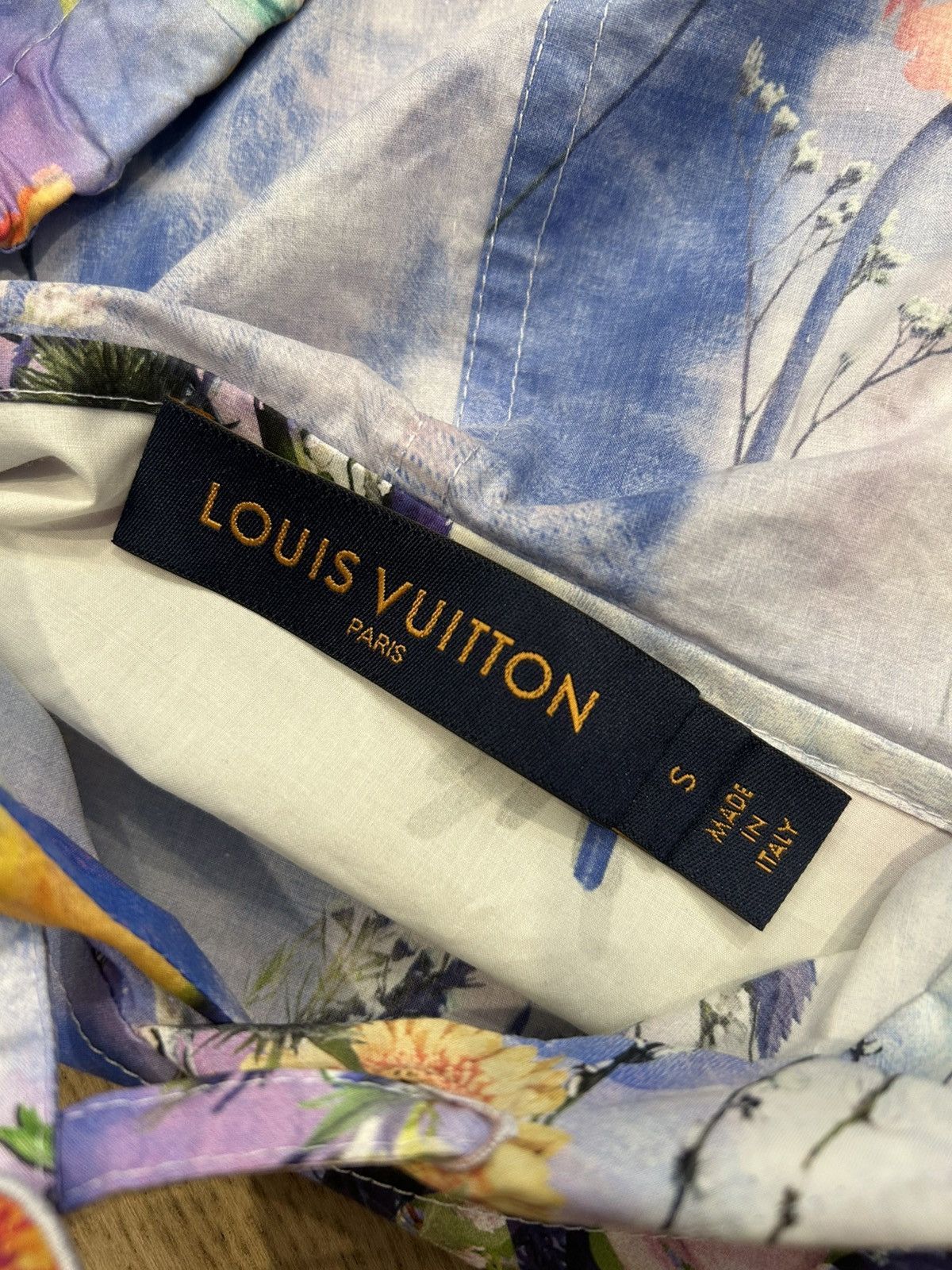 Louis Vuitton LOUIS VUITTON FLORAL PRINTED HOODIE Size US S / EU 44-46 / 1 - 5 Thumbnail