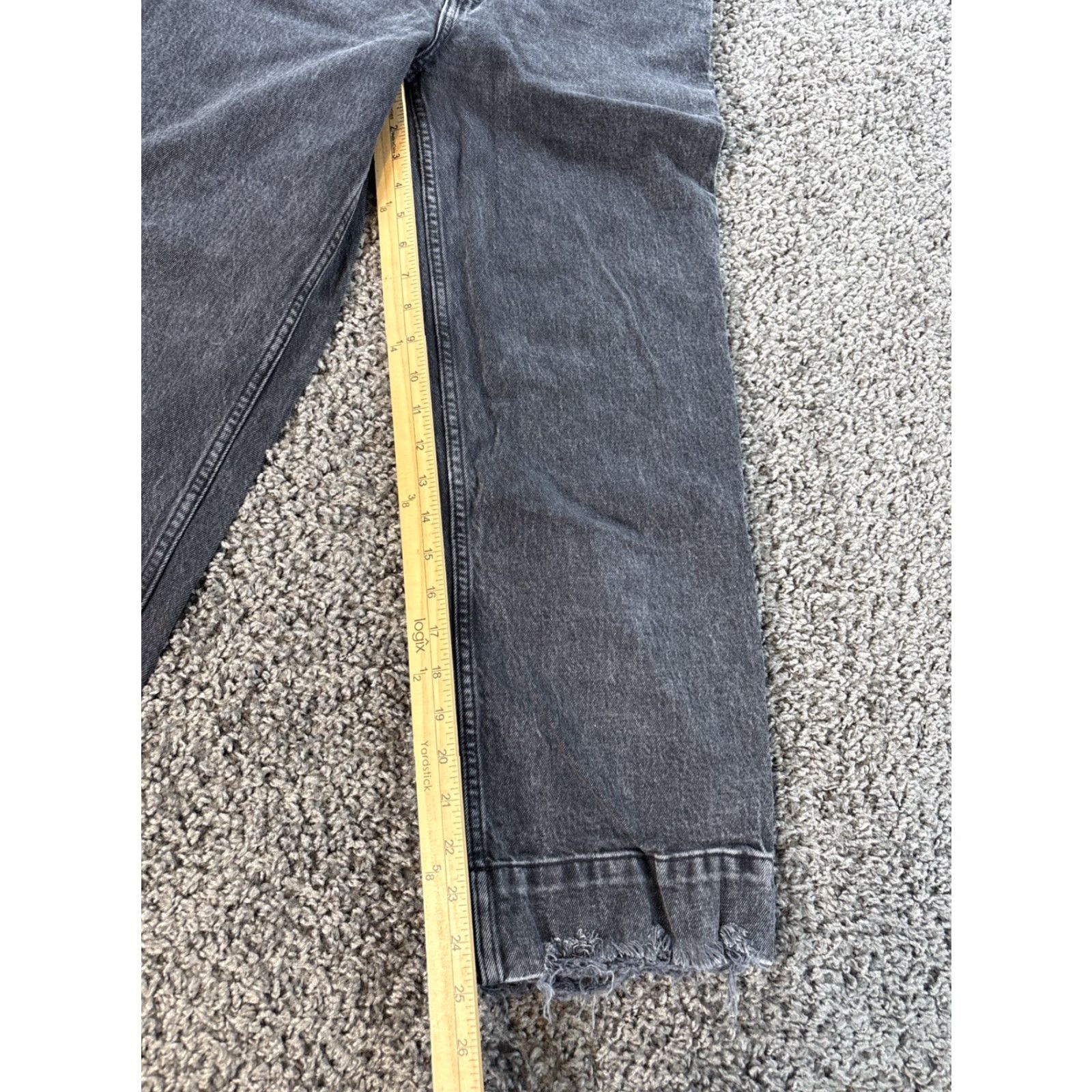 Abercrombie & Fitch Abercrombie & Fitch The Crop Wide Leg Ultra High Rise Black Size 27x25 Jeans Size ONE SIZE - 2 Thumbnail