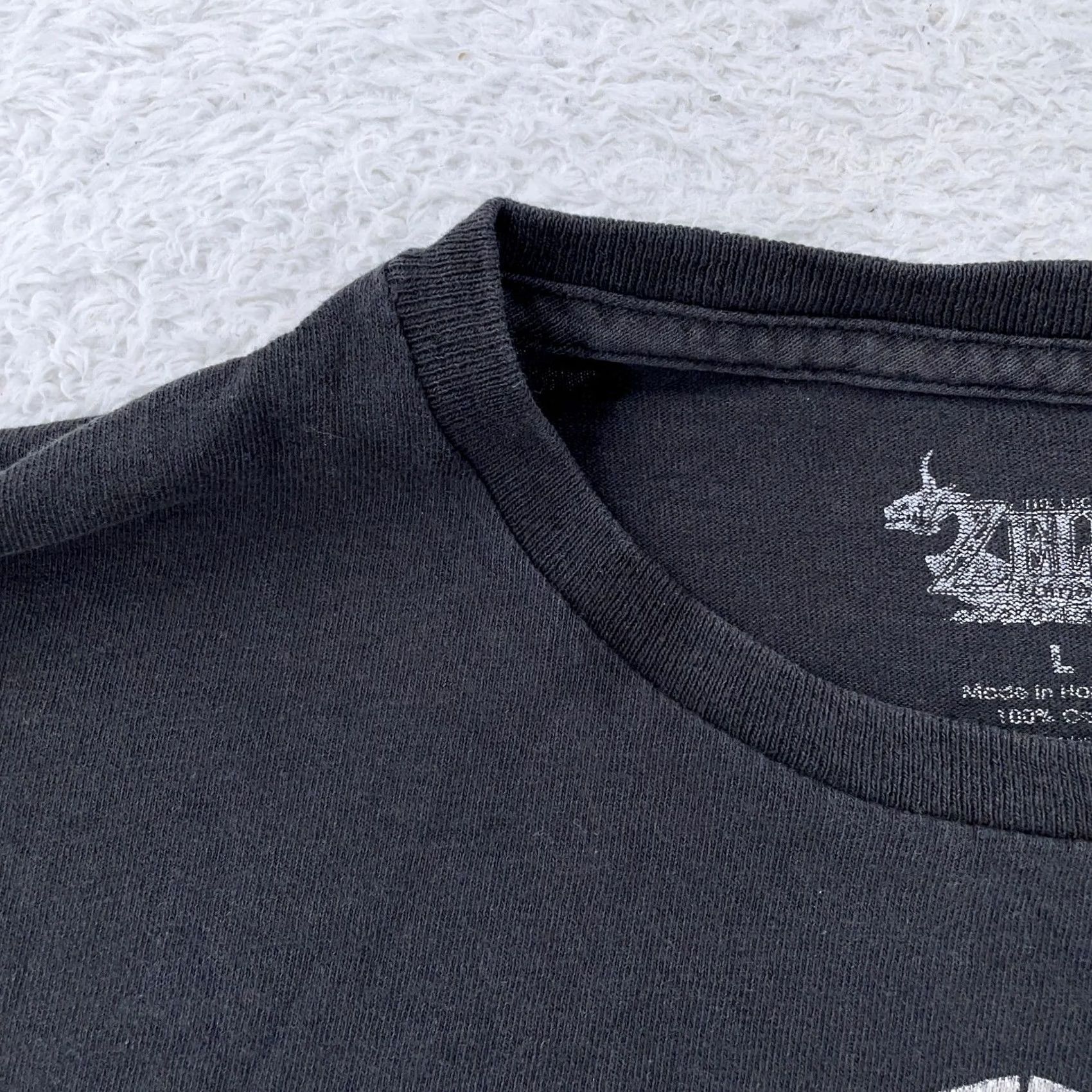 Nintendo VINTAGE The Legend of Zelda Wind Waker HD T-Shirt Mens M/L Link Nintendo Video Game Shirt Graphic Print Cotton Black Crew Neck Short Sleeve Mens Size US M / EU 48-50 / 2 - 5 Thumbnail