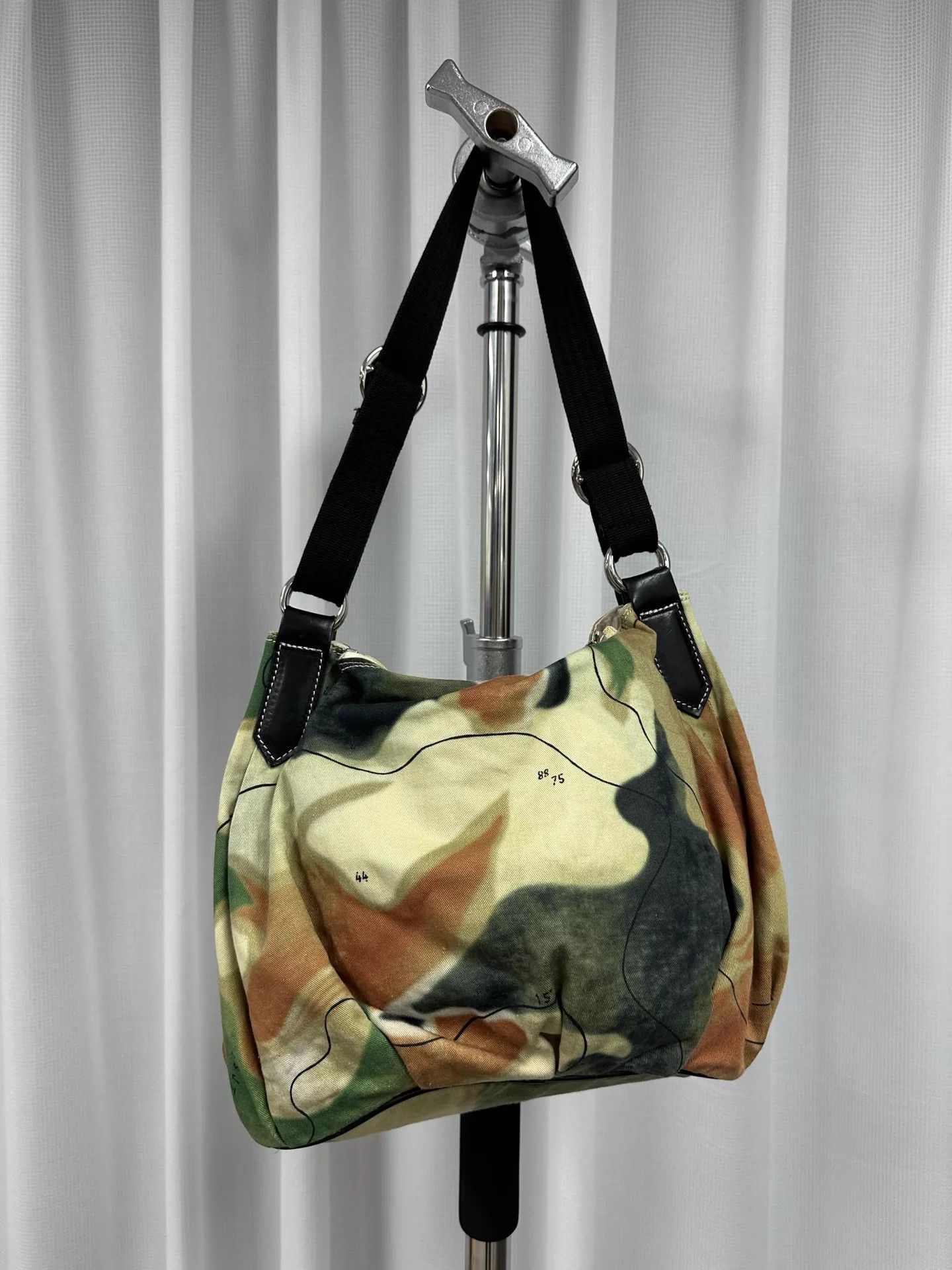 Yohji Yamamoto Yohji Yamamoto Nude Blood Map Armpit Bag Size ONE SIZE - 2 Thumbnail