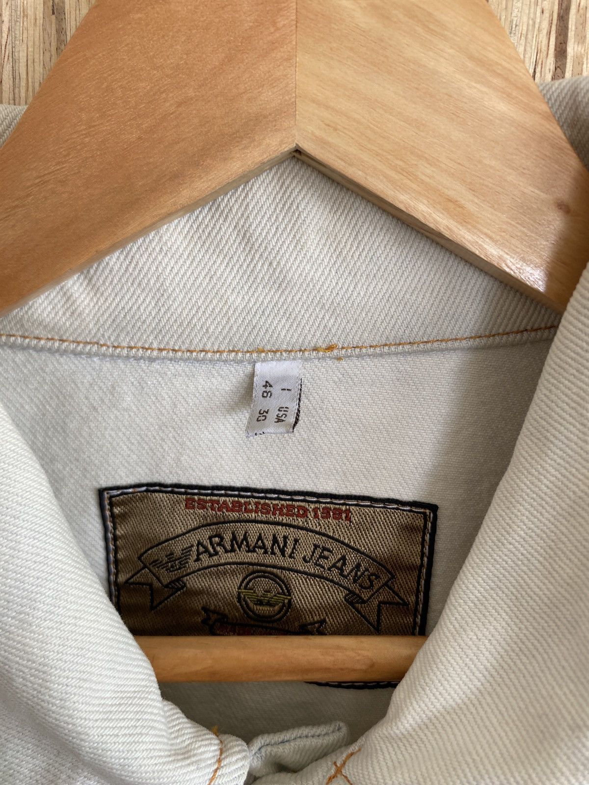 Giorgio Armani Vintage Brand Giorgio Armani Denim Trucker Jacket 1990s Size US M / EU 48-50 / 2 - 13 Thumbnail
