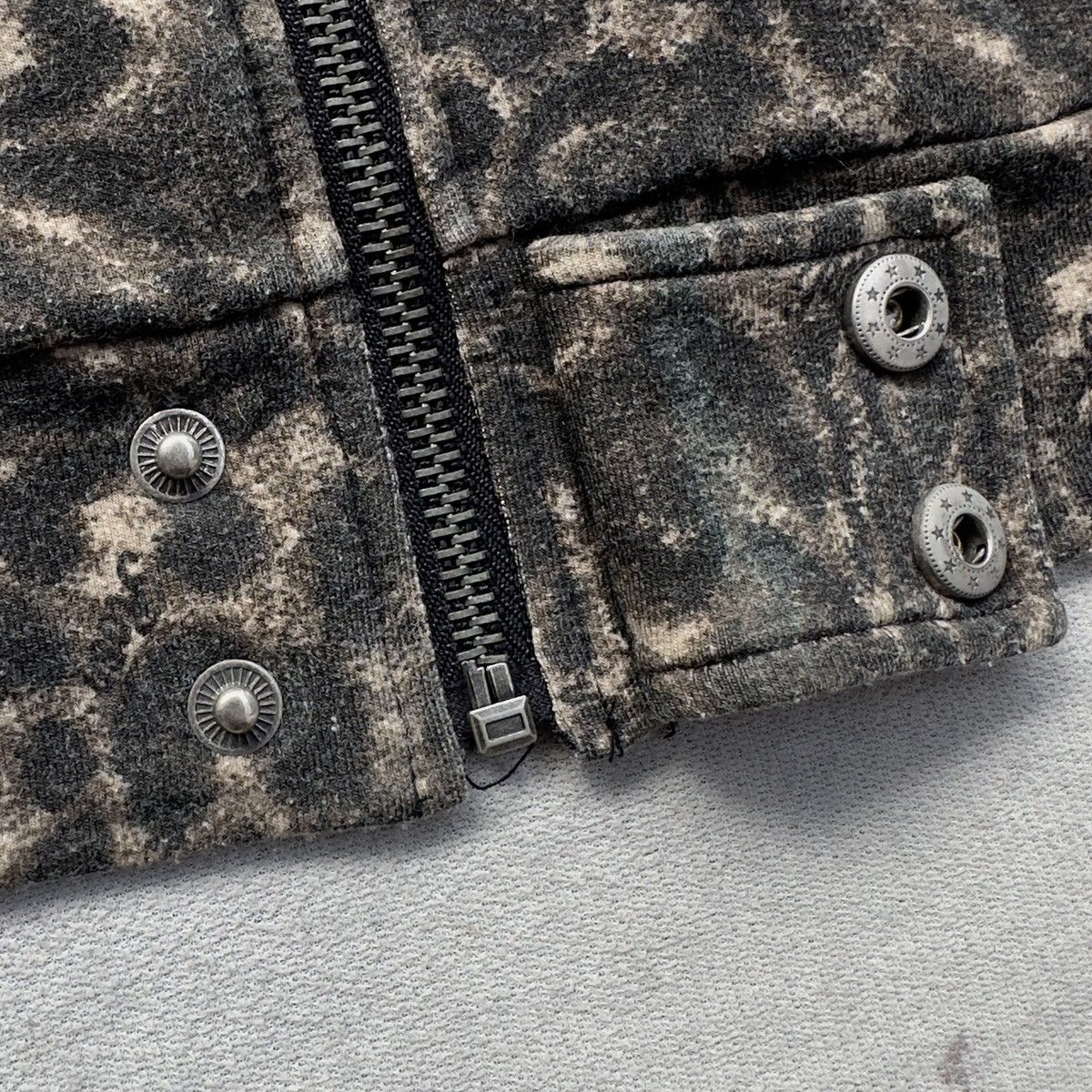 Roen ROEN FULLPRINT LEAPORD DESIGNER SKULL ZIPPER VERY RARE Y2K Size US L / EU 52-54 / 3 - 7 Thumbnail