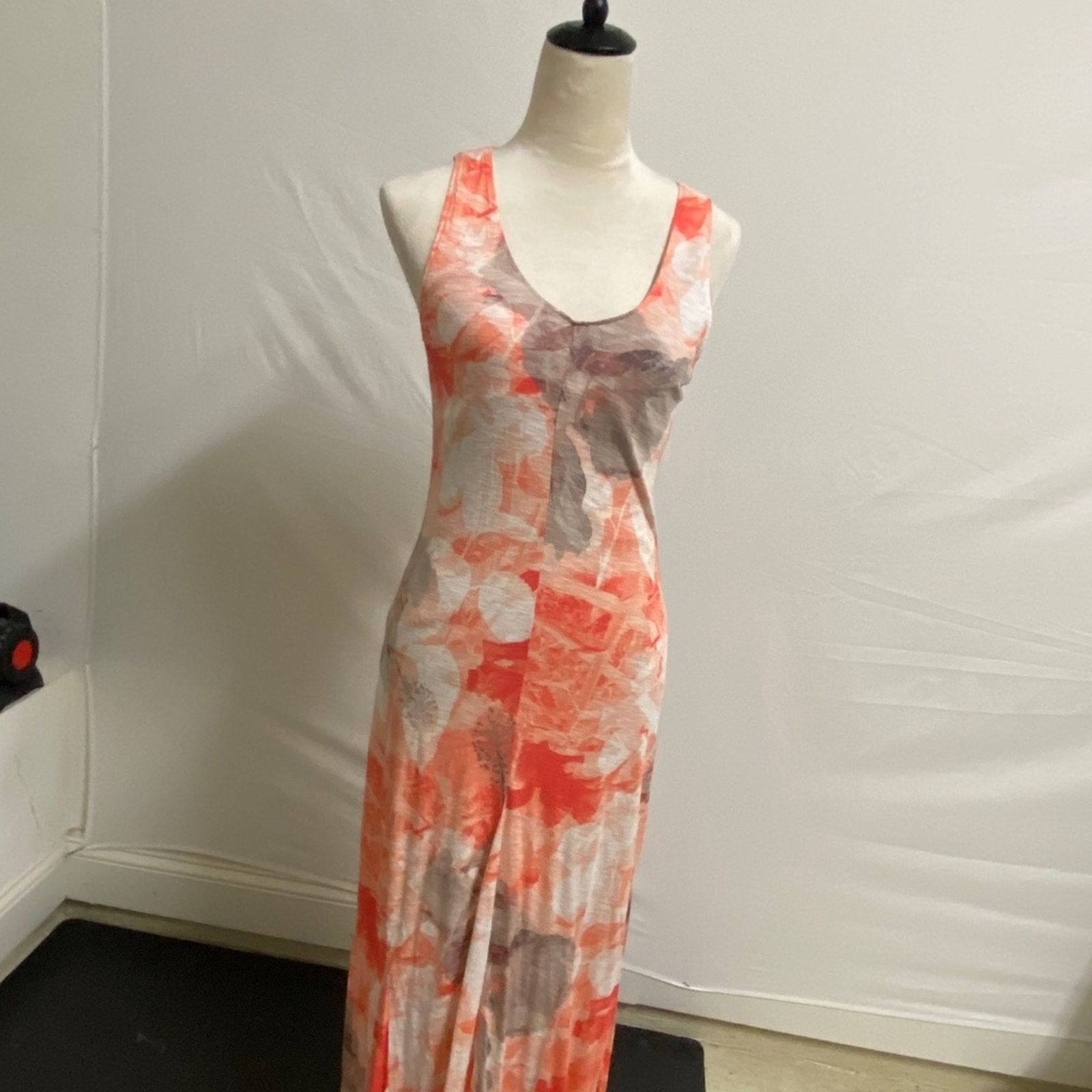 Tommy Bahama NWT Tommy Bahama Women's Floral Rayon Dress - Small Petite Size S / US 4 / IT 40 - 2 Thumbnail