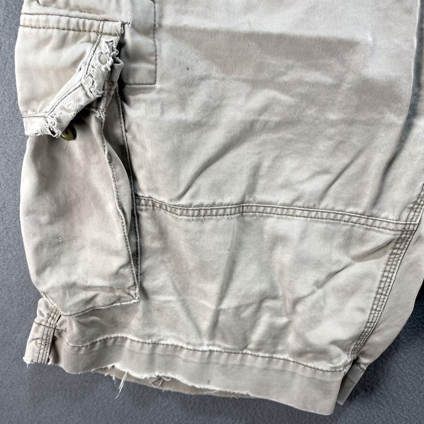 Polo Ralph Lauren Polo Ralph Lauren Cargo Shorts Mens Khaki Classic Chino Distressed Utility Size US XS / EU 42 / 0 - 4 Thumbnail