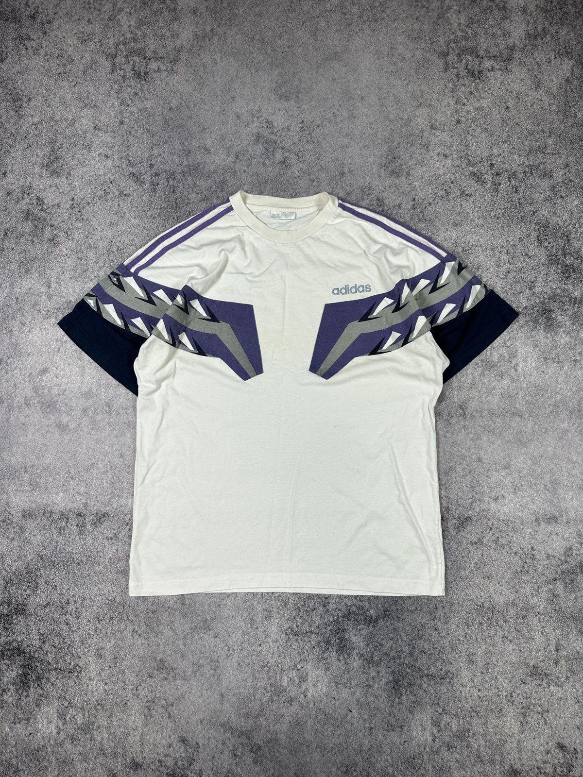 Adidas Y2K Vintage Adidas T-shirt Streetwear Rare Casual 90s VTg L Size US L / EU 52-54 / 3 - 1 Thumbnail