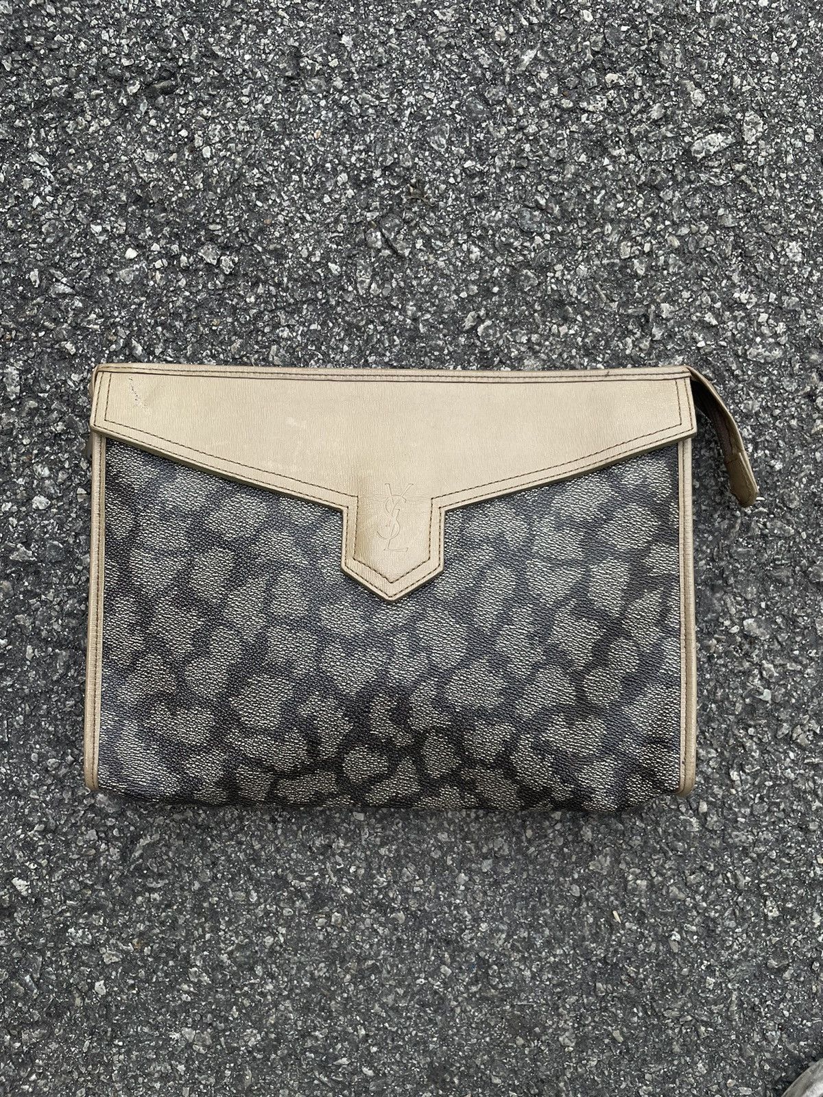 Yves Saint Laurent Yves Saint Laurent Leather Clutchbag Size ONE SIZE - 1 Thumbnail