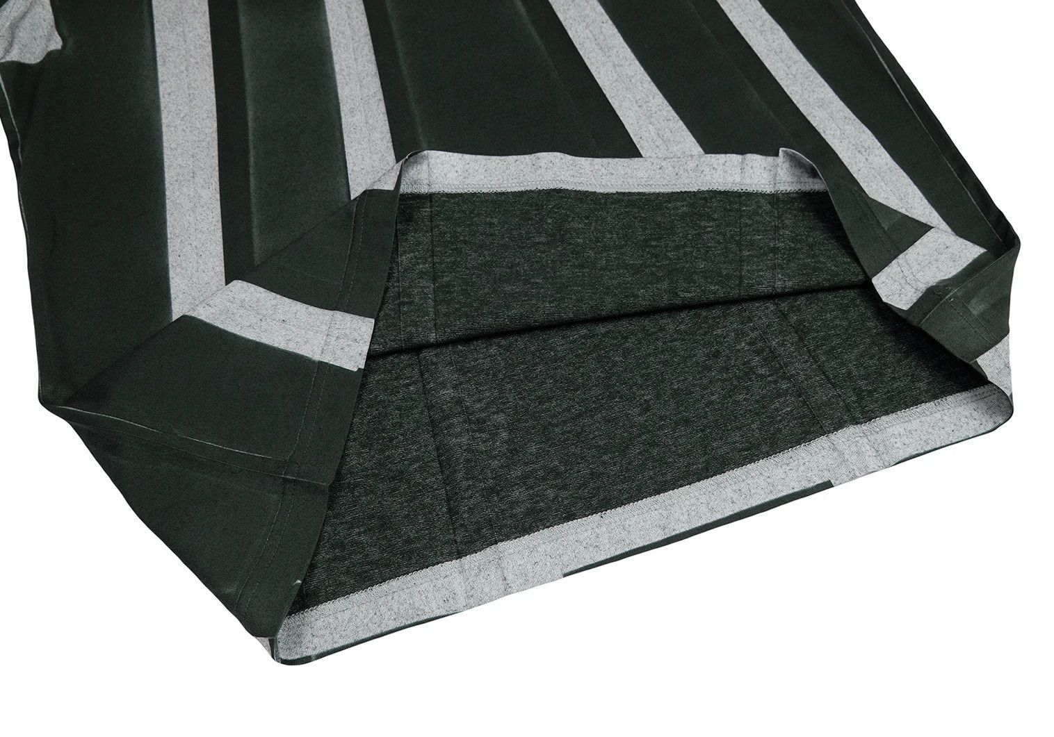 Issey Miyake Pleated Stripe Print T-Shirt in Dark Green Size US XL / EU 56 / 4 - 9 Thumbnail