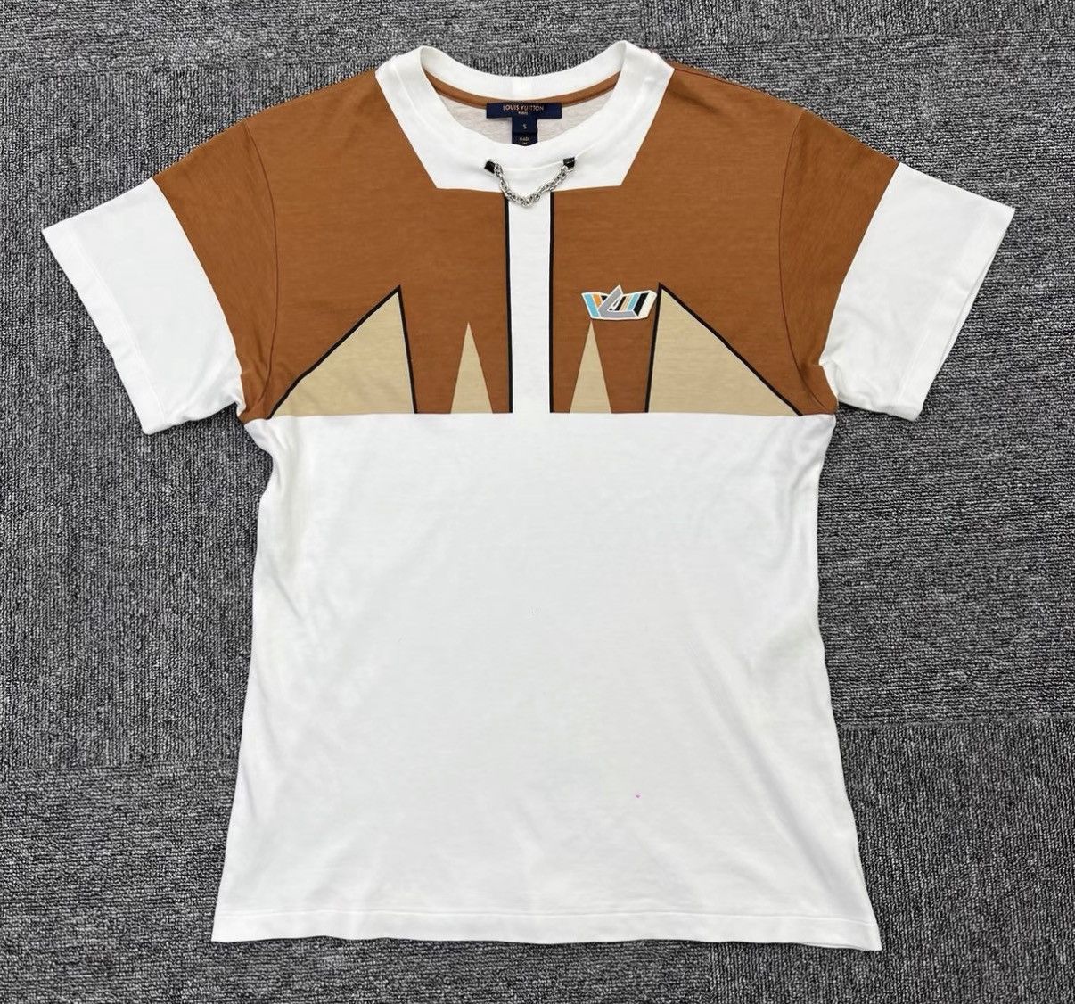 Louis Vuitton Louis Vuitton/LV Paneled Chain Letter Short Sleeve K12 Size S / US 4 / IT 40 - 1 Thumbnail