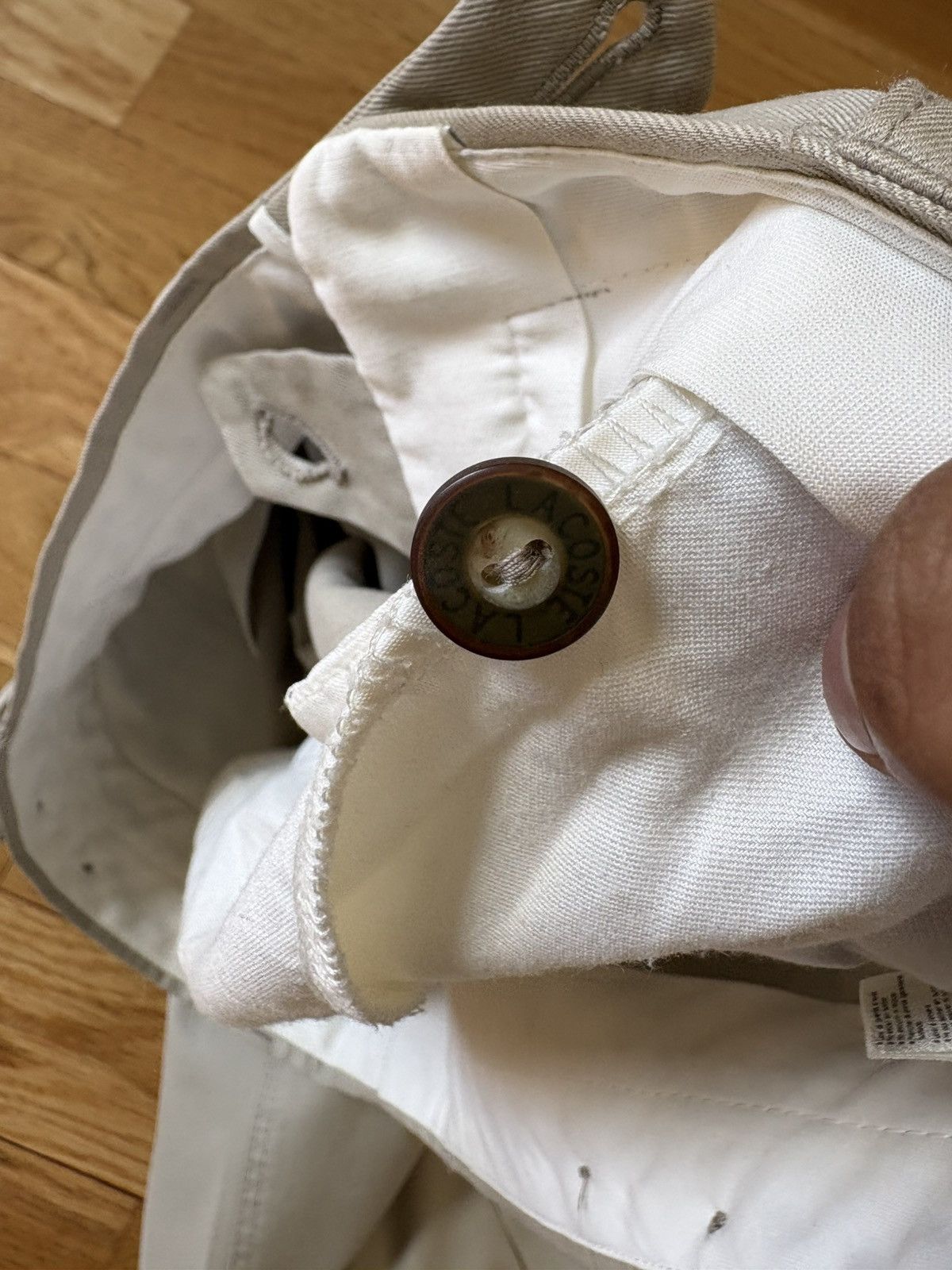 Lacoste Chemise Lacoste Vintage 80s 90s Ivory Tan Chinos Golf 36x31 Size US 36 / EU 52 - 12 Thumbnail