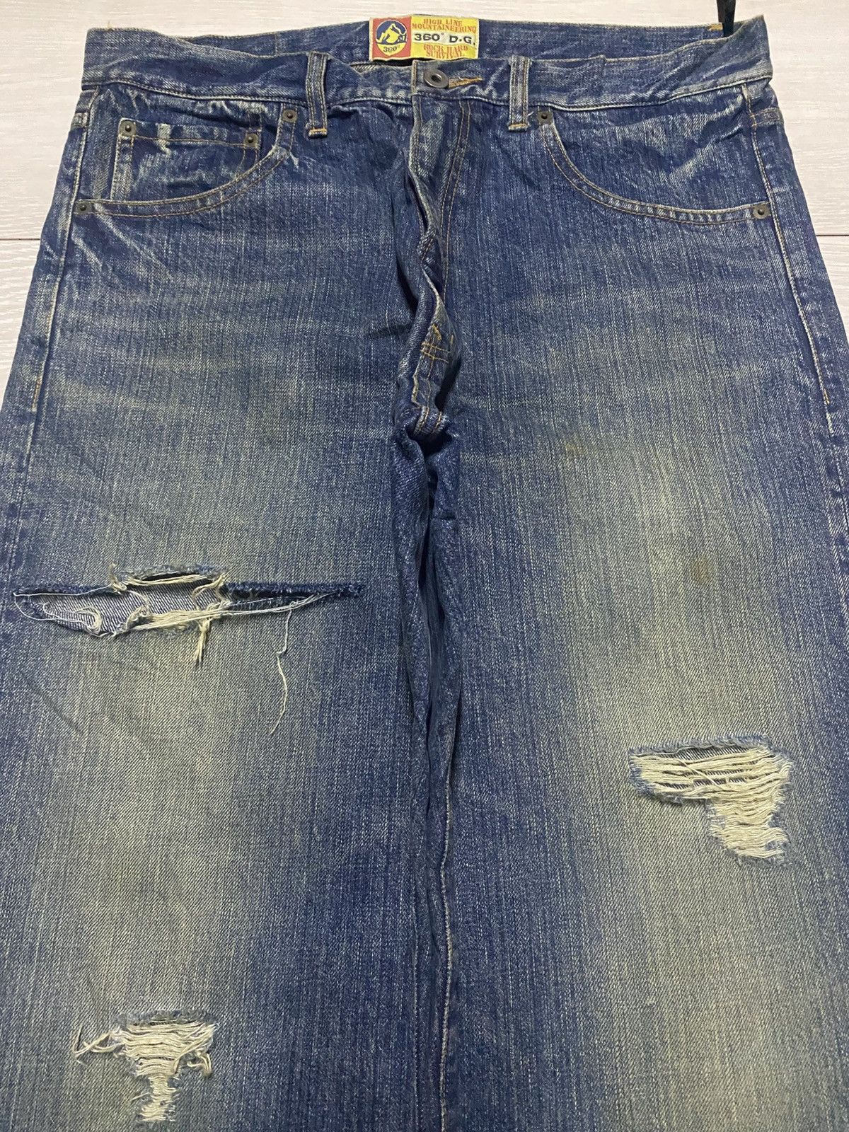 Japanese Brand Japan Brand Montaineering Mud wash Distressed Baggy Jeans Size US 34 / EU 50 - 3 Thumbnail