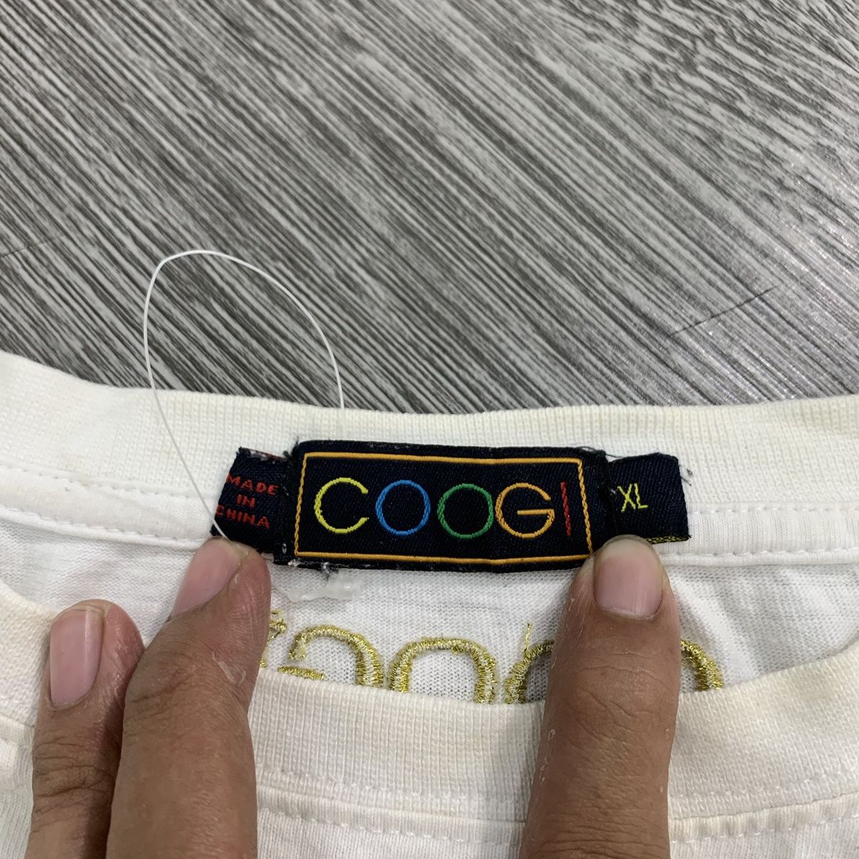 Vintage Vintage Coogi Embroidery Logo Tee Size US XL / EU 56 / 4 - 3 Thumbnail