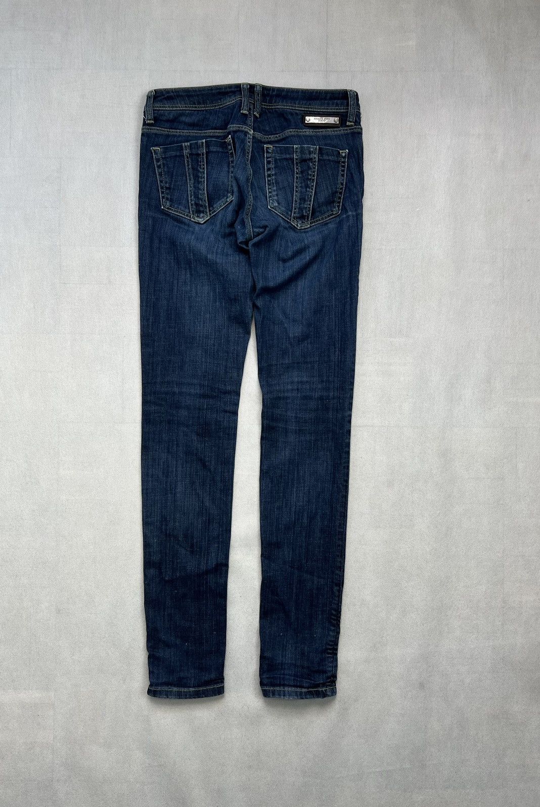 Burberry Pants Burberry Brit Denim Jeans Women Size 28" / US 6 / IT 42 - 1 Thumbnail