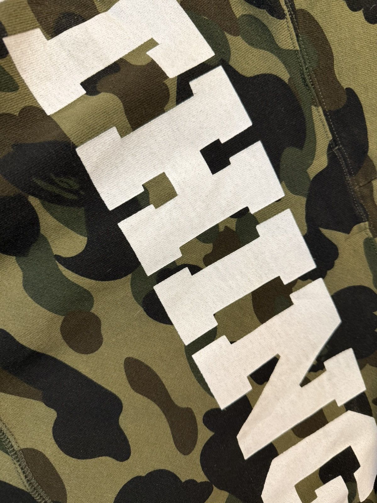 Bape 1st Camo Pullover Hoodie Size US S / EU 44-46 / 1 - 4 Thumbnail