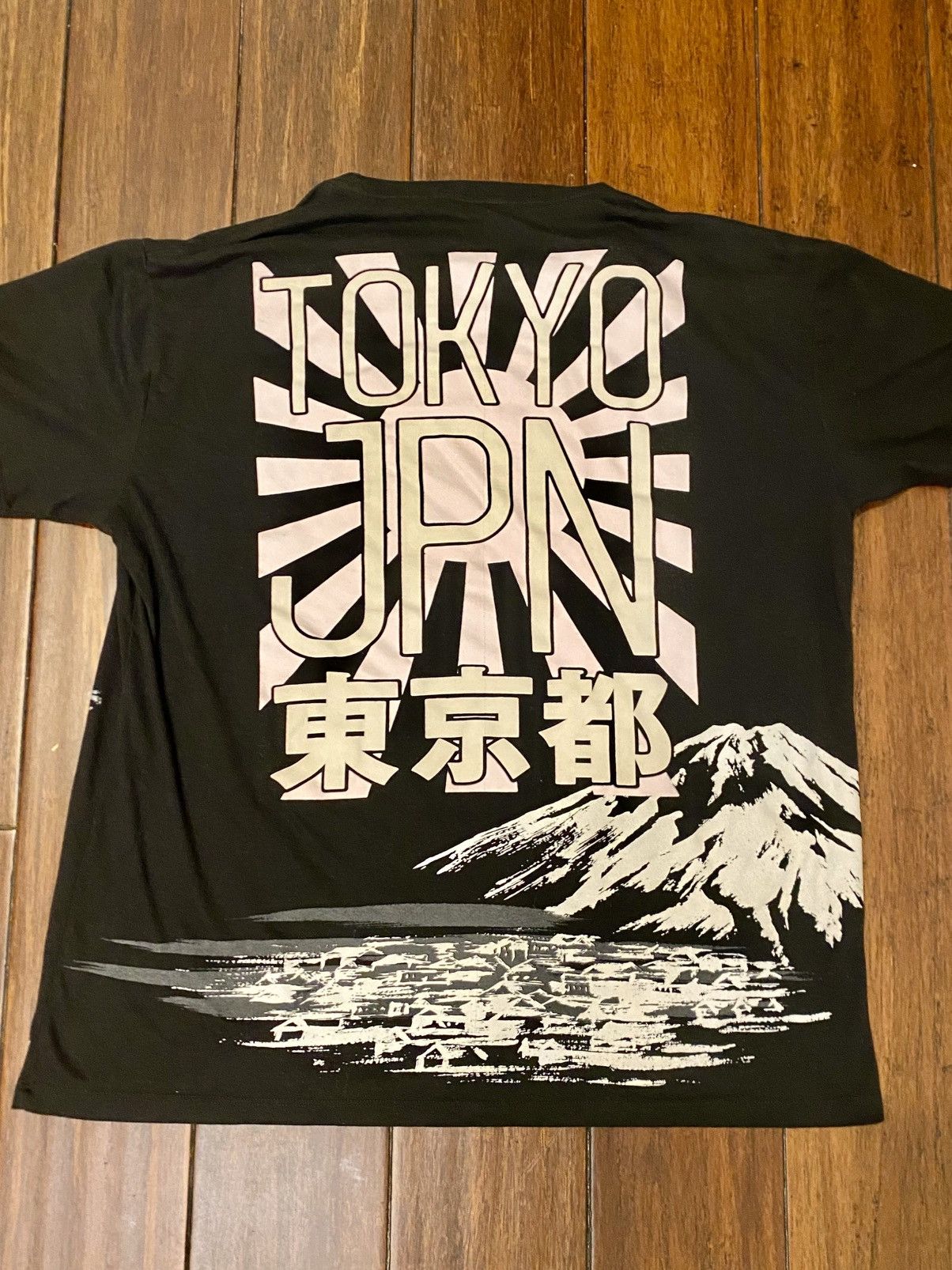 Other Black Graphic Tee Size US XL / EU 56 / 4 - 5 Thumbnail
