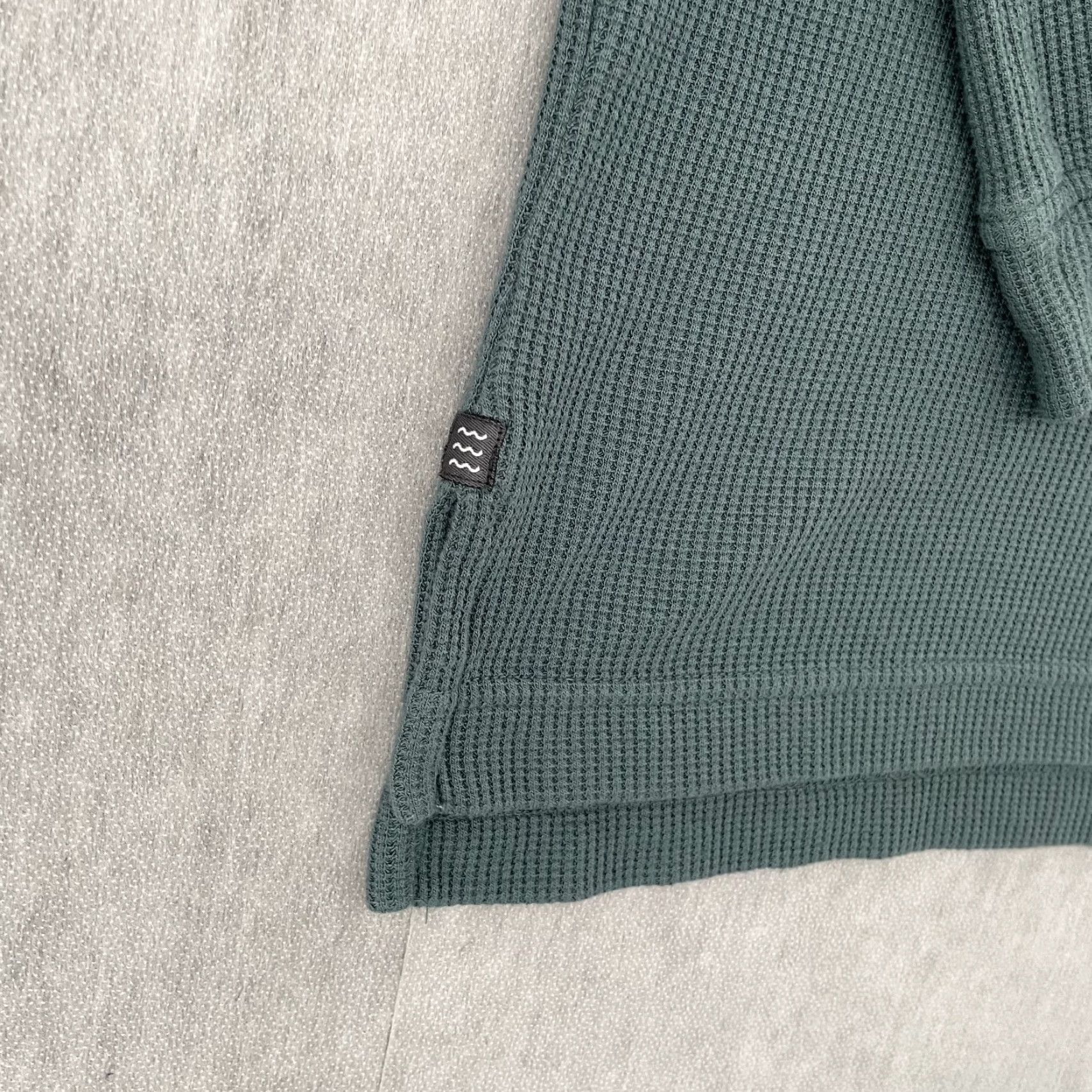 Vintage Free Fly Hoodie Mens Pullover Sweatshirt Green Medium Size US M / EU 48-50 / 2 - 4 Thumbnail