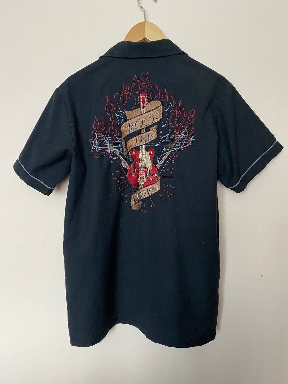Vintage 🖤 CRAZY Rumble 59 "Rock this town" Rock'N'Roll Y2K Shirt Size US M / EU 48-50 / 2 - 1 Thumbnail