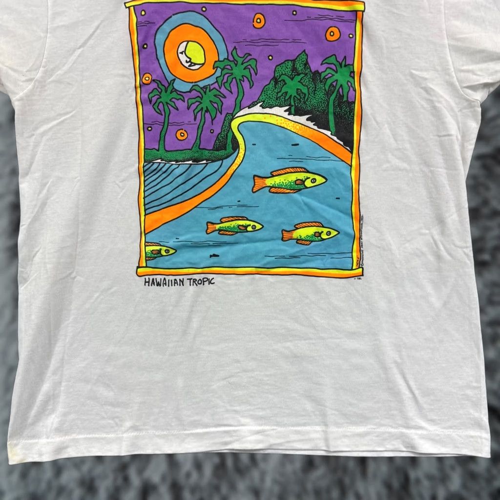 Vintage VINTAGE Hawaiian Tropic Shirt XL White Nature Fish Graphic Travel USA 90s Mens Size US XL / EU 56 / 4 - 1 Thumbnail