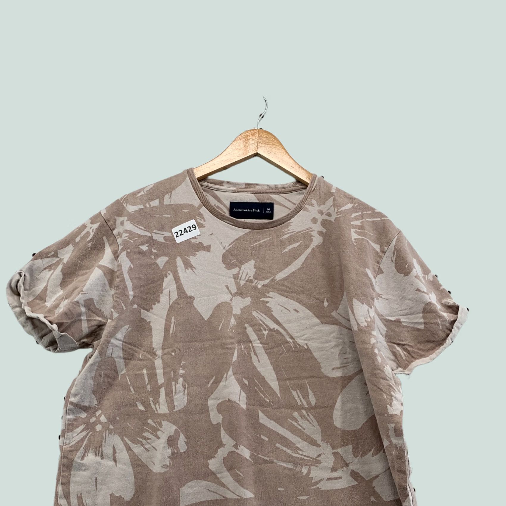 Abercrombie & Fitch Abercrombie & Fitch Shirt Mens Medium Brown Floral All Over Print 20.5x28 Size US M / EU 48-50 / 2 - 1 Thumbnail