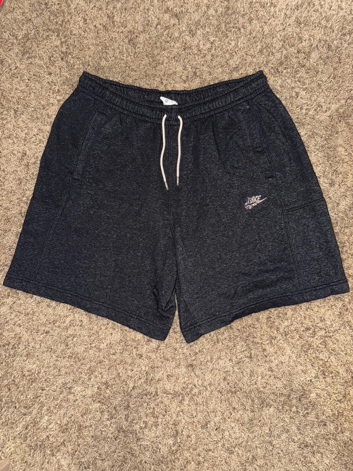 Nike Nike Sportswear Sport Essentials Semi-Brushed Shorts Size US 40 / EU 56 - 1 Thumbnail