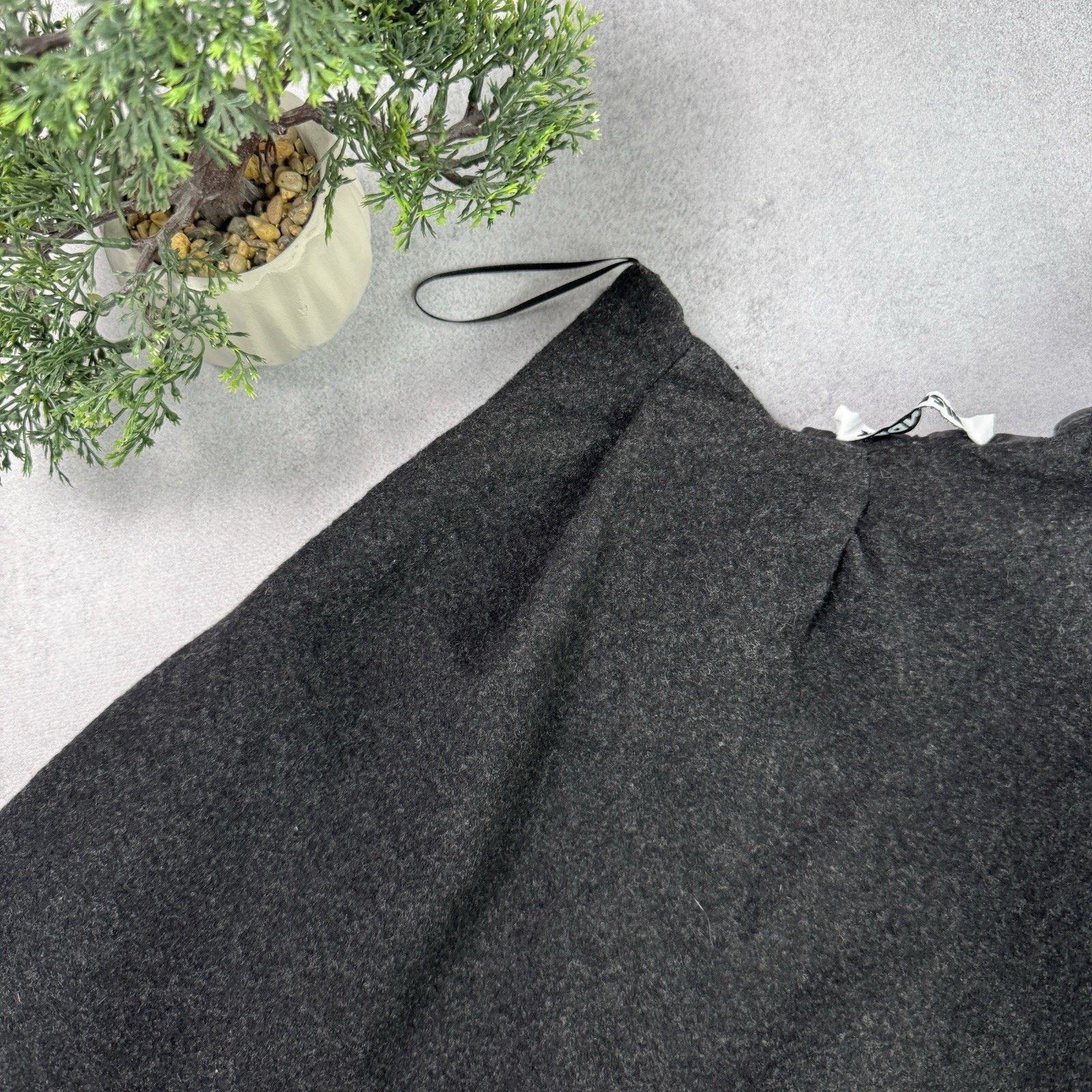 Jil Sander Vintage Jil Sander Wool Mini Skirt Dark Grey Size 34 Size 25" / US 0 / IT 36 - 12 Thumbnail
