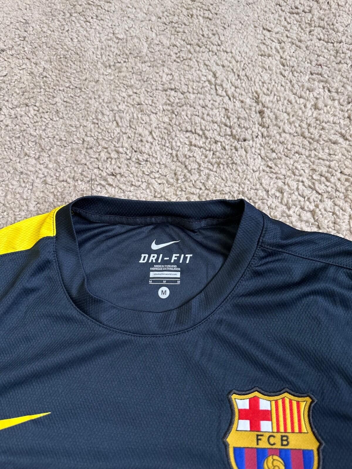Nike BARCELONA 2012/13 TRAINING FOOTBALL SHIRT NIKE SOCCER JERSEY Size US M / EU 48-50 / 2 - 4 Thumbnail