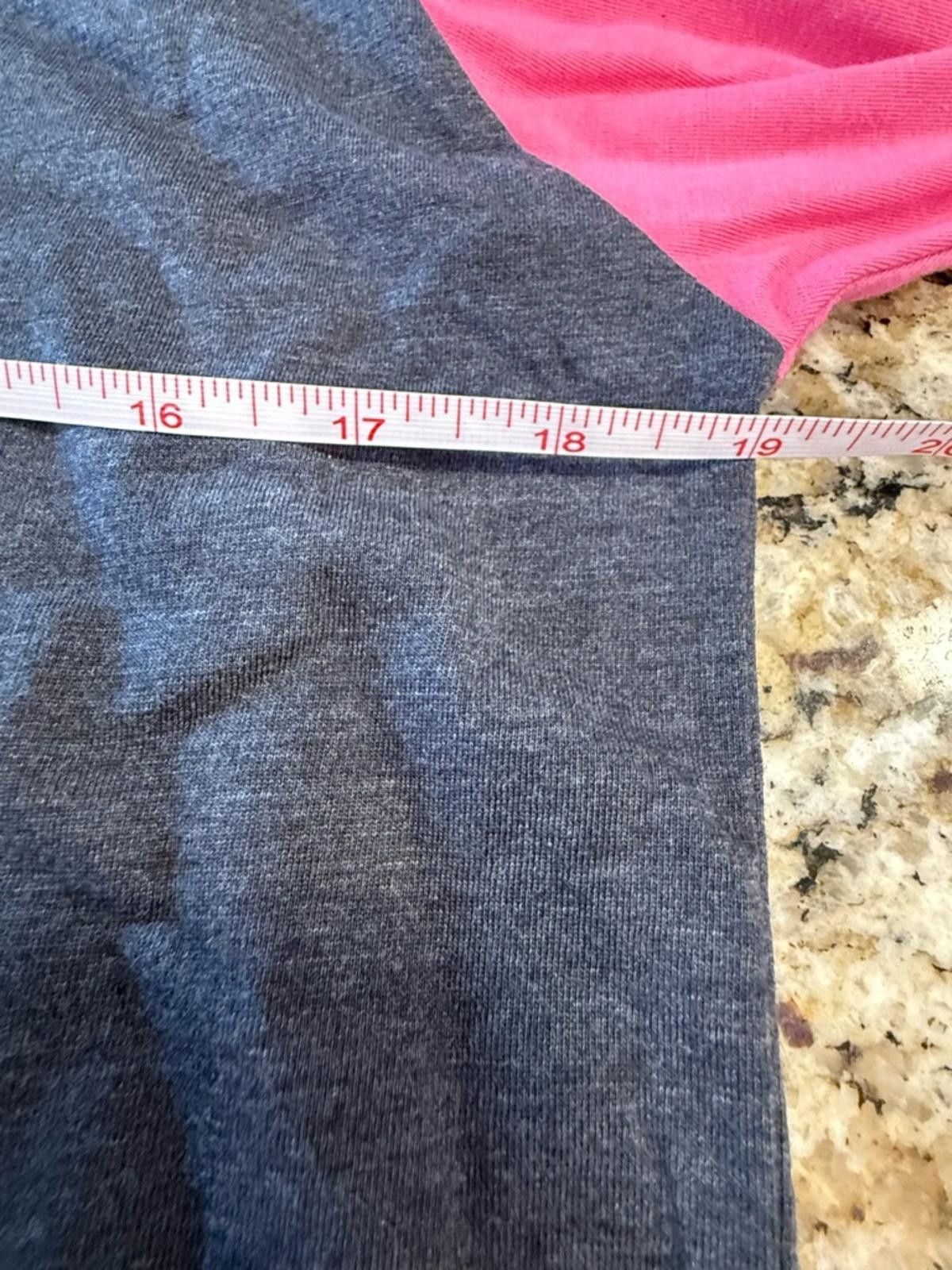 Other Rawlings baseball tee gray pink crew neck crop sleeves SZ M Size M / US 6-8 / IT 42-44 - 7 Thumbnail