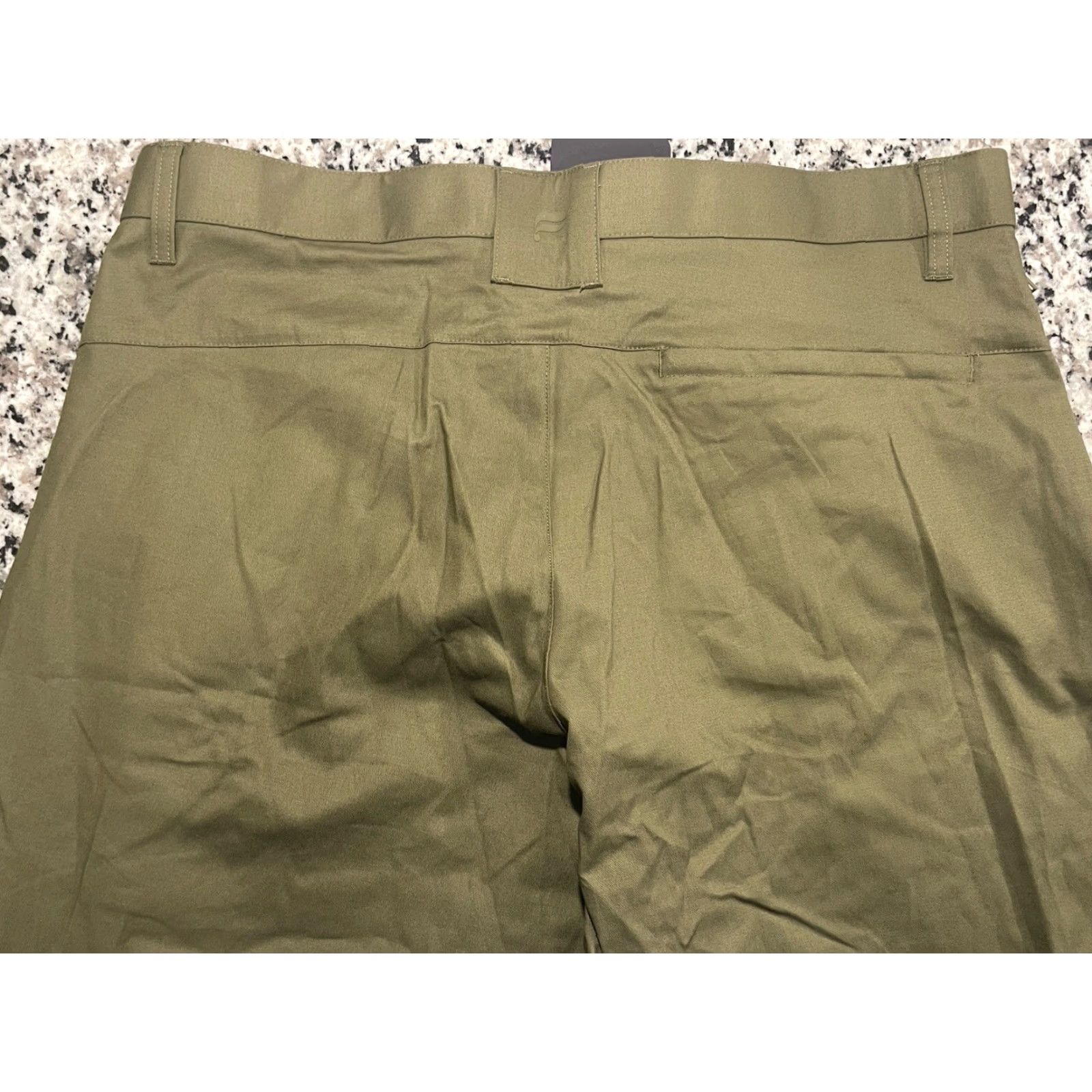 Fabletics Fabletics Pants Men 34x30 Green Slim Chino Stretch Flat Front Button Zip NWT Size US 34 / EU 50 - 4 Thumbnail