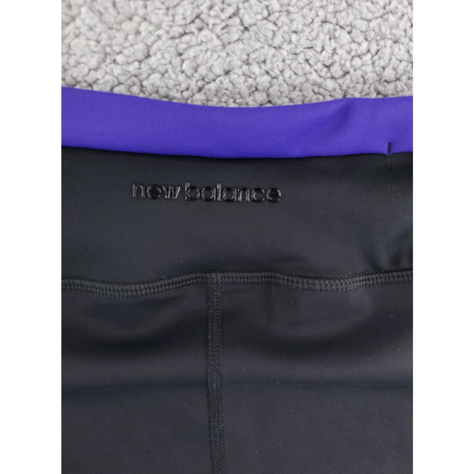 New Balance VINTAGE New Balance Compression Women's Large Black Running Knee Length Leggings Size 36" / US 14 / IT 50 - 7 Thumbnail