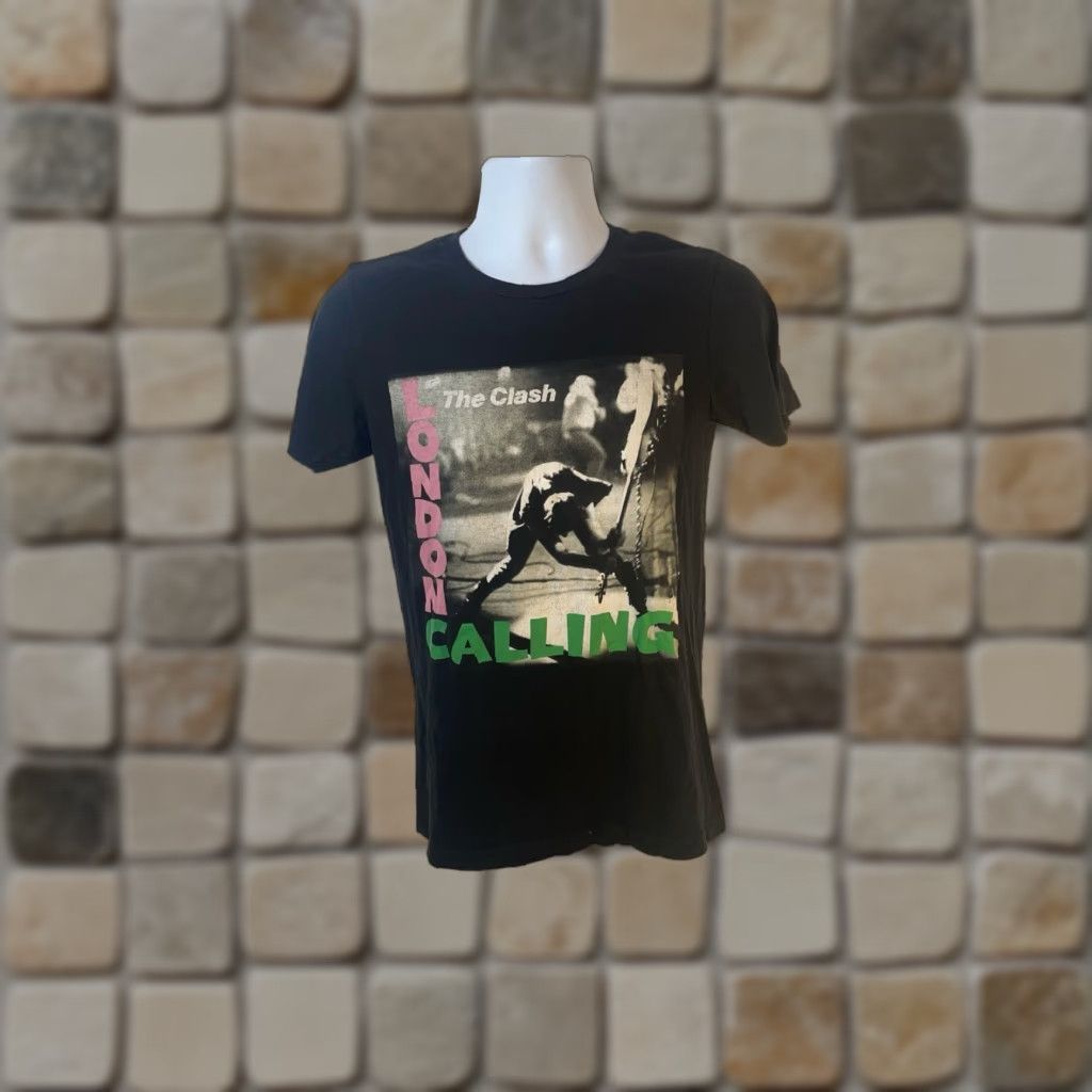 Vintage The Clash Shirt Men Small Black Short Sleeve Front Graphic Crew Size US S / EU 44-46 / 1 - 1 Thumbnail