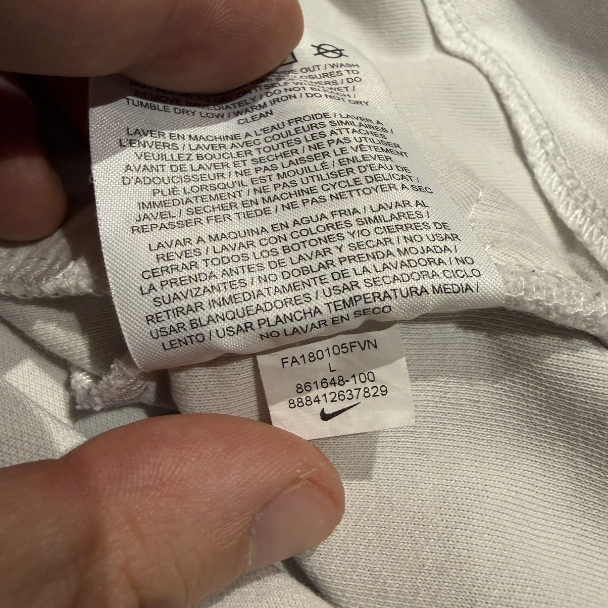 Nike White nike zip up Size US L / EU 52-54 / 3 - 7 Thumbnail