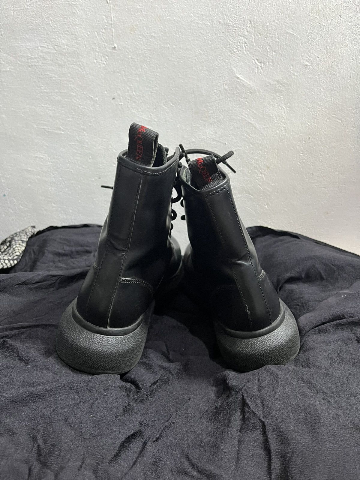 Alexander McQueen FW22 Alexander McQueen Hybrid Combat leather boot Size US 5 / IT 35 - 6 Thumbnail