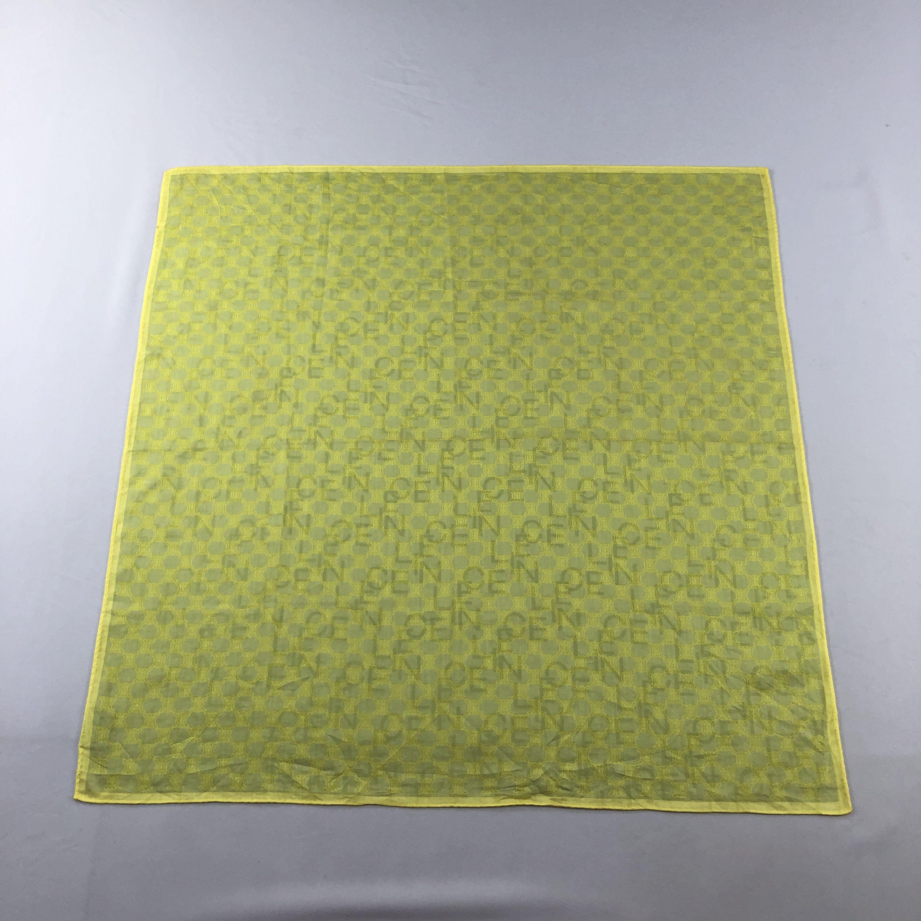 Celine Celine Handkerchief Neckerchief Bandana H3224 Size ONE SIZE - 1 Thumbnail