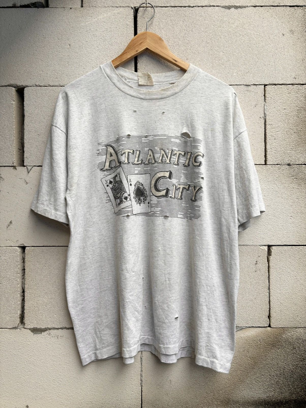 Vintage Thrashed Distressed ATLANTIC CITY T Shirt ERD Size US L / EU 52-54 / 3 - 1 Thumbnail
