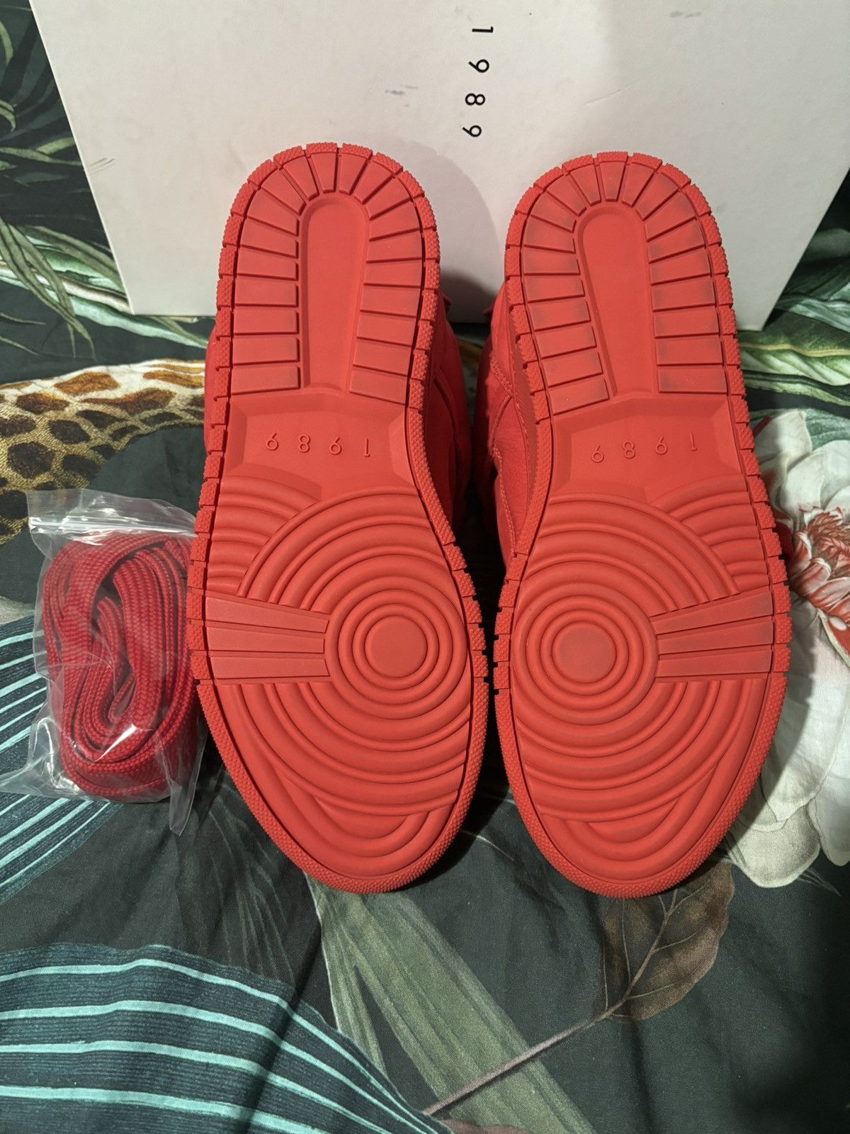 1989 STUDIO Skate Low V-2 Red 1989 STUDIO Size US 10 / EU 43 - 5 Thumbnail