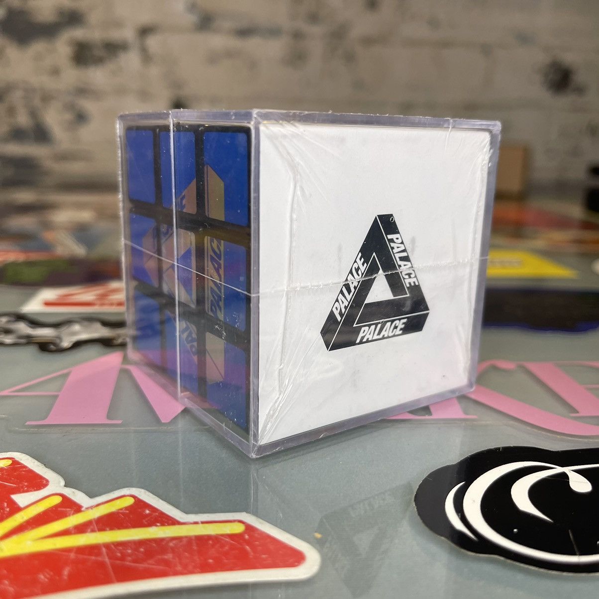 Palace Palace Logo Rubiks Cube Brand New Size ONE SIZE - 2 Thumbnail
