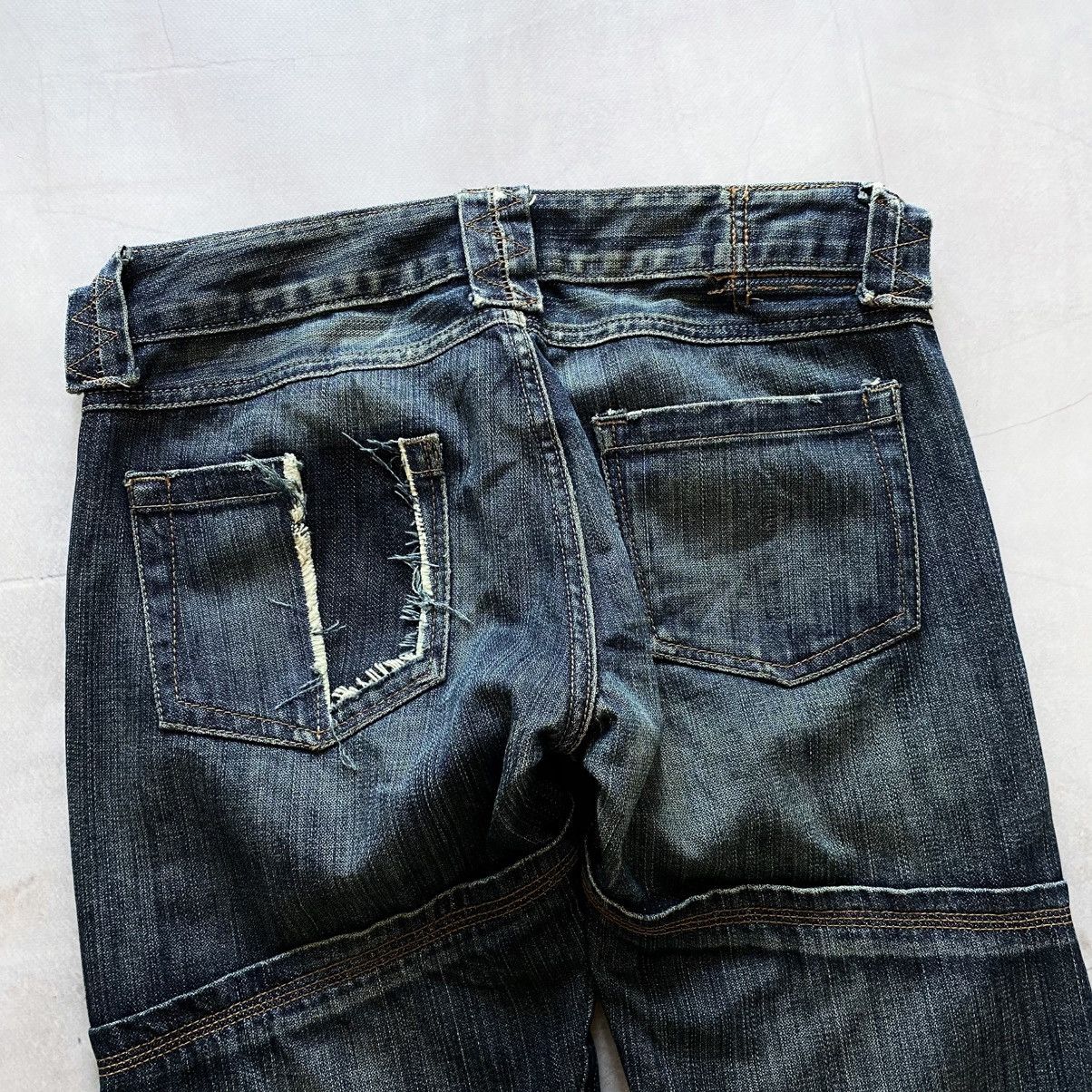 Marithe + Francois Girbaud RARE Marithe Francois Girbaud Cargo Flared Distressed Jeans Size 26" / US 2 / IT 38 - 7 Thumbnail