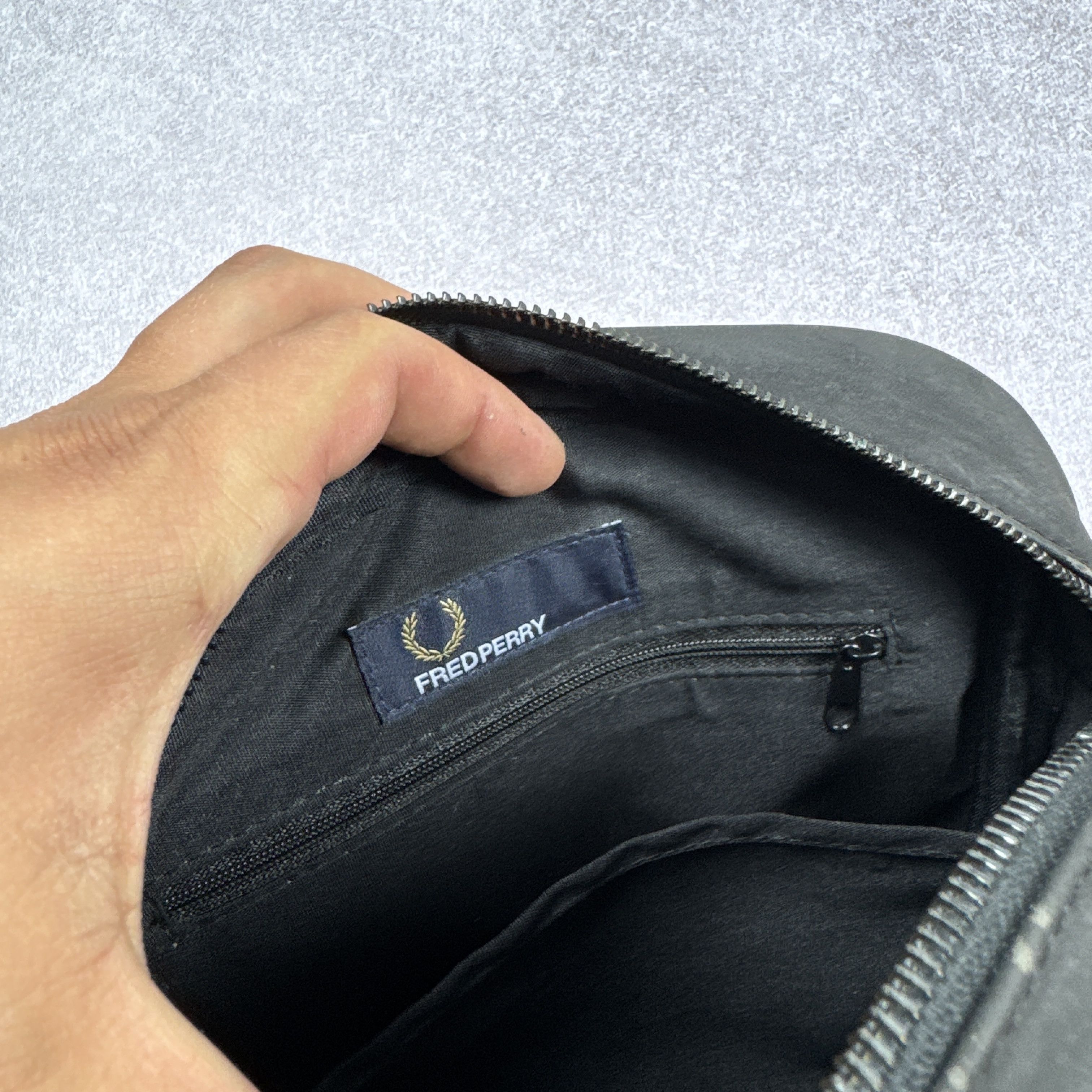 Fred Perry Fred Perry Black Leather Big Size Messenger Bag Size ONE SIZE - 10 Thumbnail