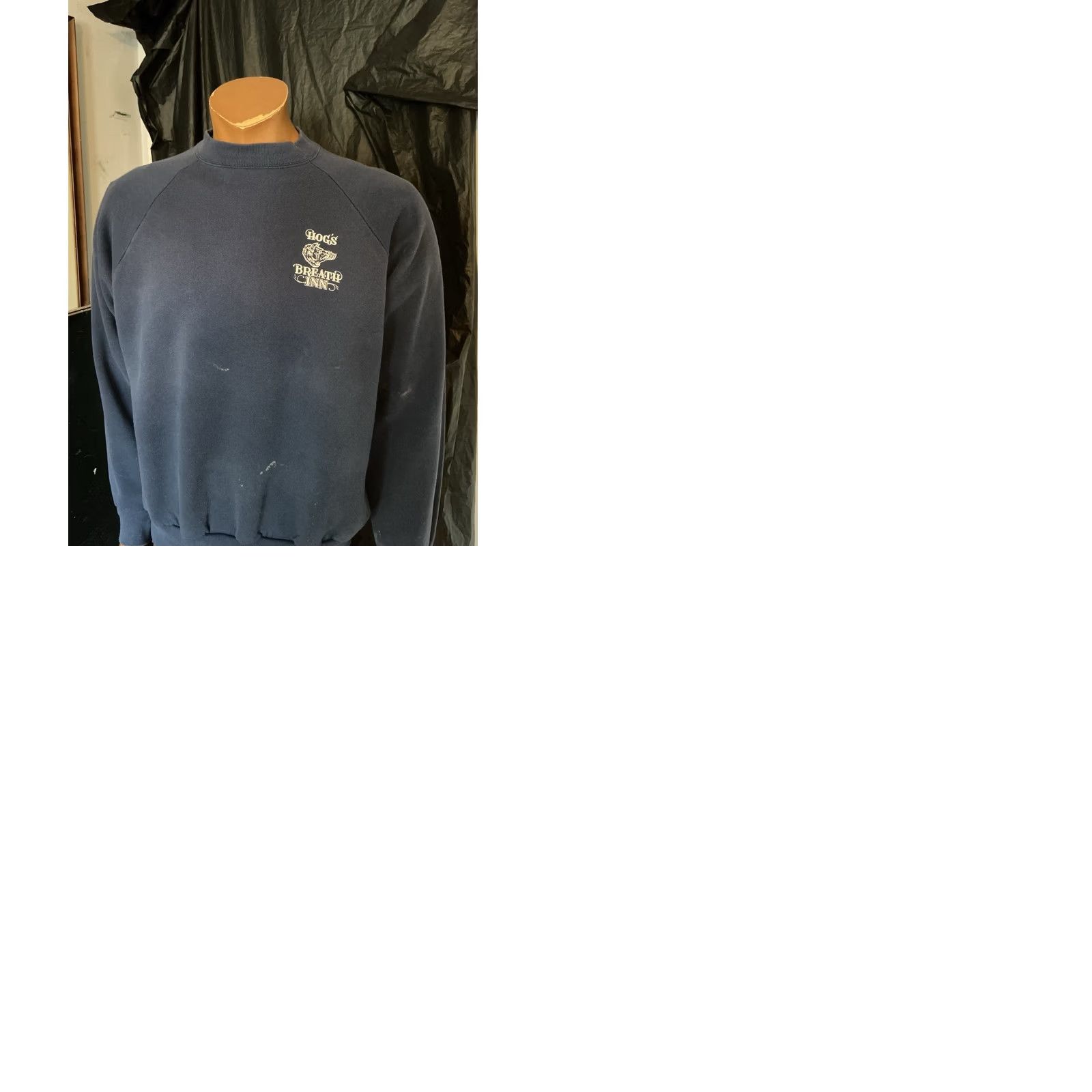 Hanes VINTAGE Hanes Sweatshirt Navy Blue Fleece Pullover Hogs Breath Inn Carmel By The Sea XL Mens Size US XL / EU 56 / 4 - 10 Thumbnail