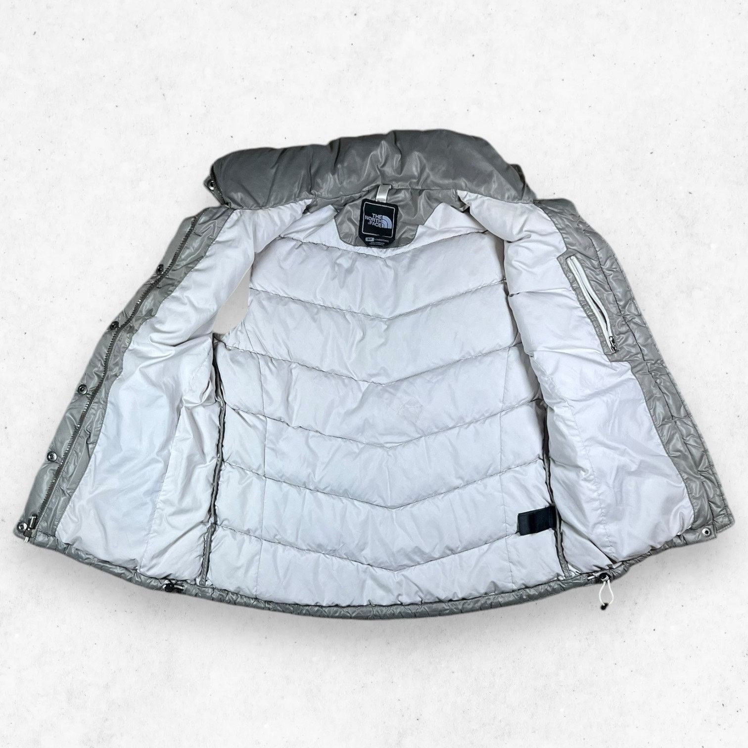 The North Face The North Face Quilted Puffer Down Vest 700 Women's S Silver Size S / US 4 / IT 40 - 4 Thumbnail